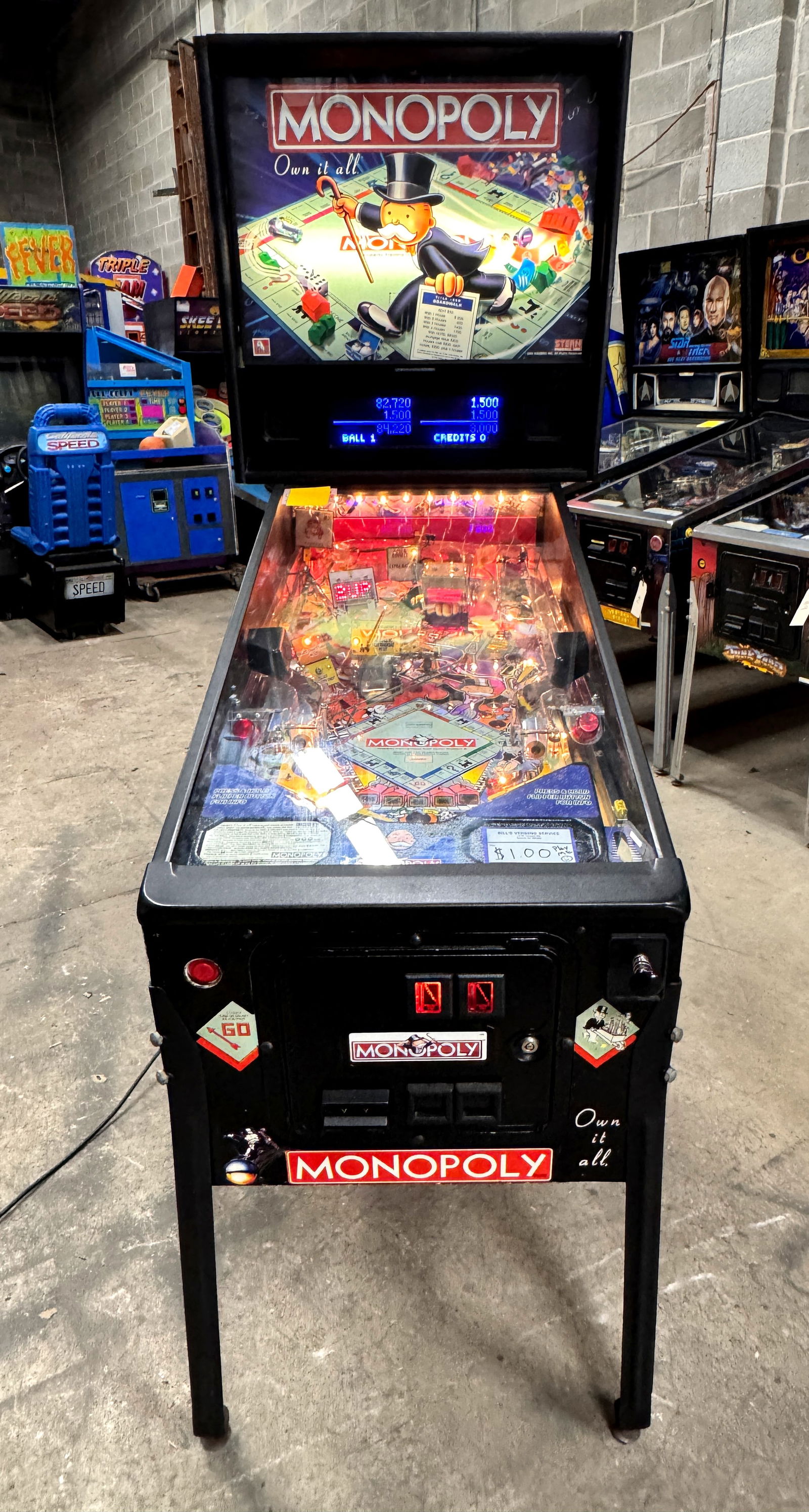 Stern Monopoly Pinball Machine (1 of 10)