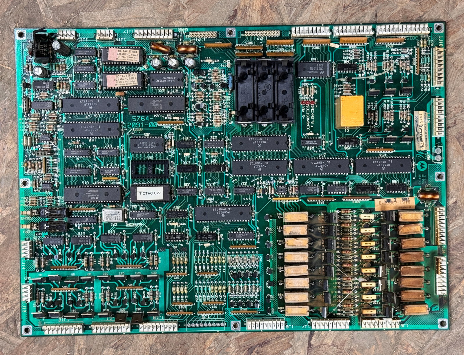 Williams Tic Tac Strike Shuffle Alley / Pinball Board, Lot 1 (1 of 2)