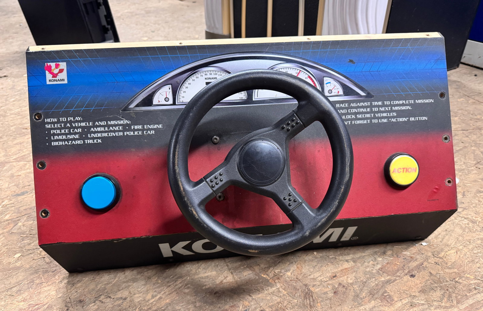 Konami Arcade Game Steering Wheel (1 of 2)