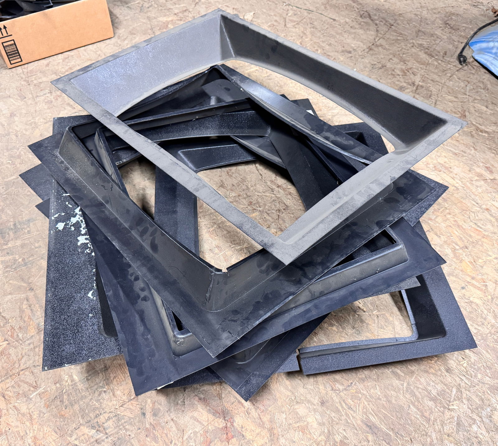 Arcade Bezel Frames: ***This is a remote auction in Sewell, New Jersey. Pickup or third-party shipping is required on this item. A list of suggested shippers can be found in the terms of this auction and on our website. P