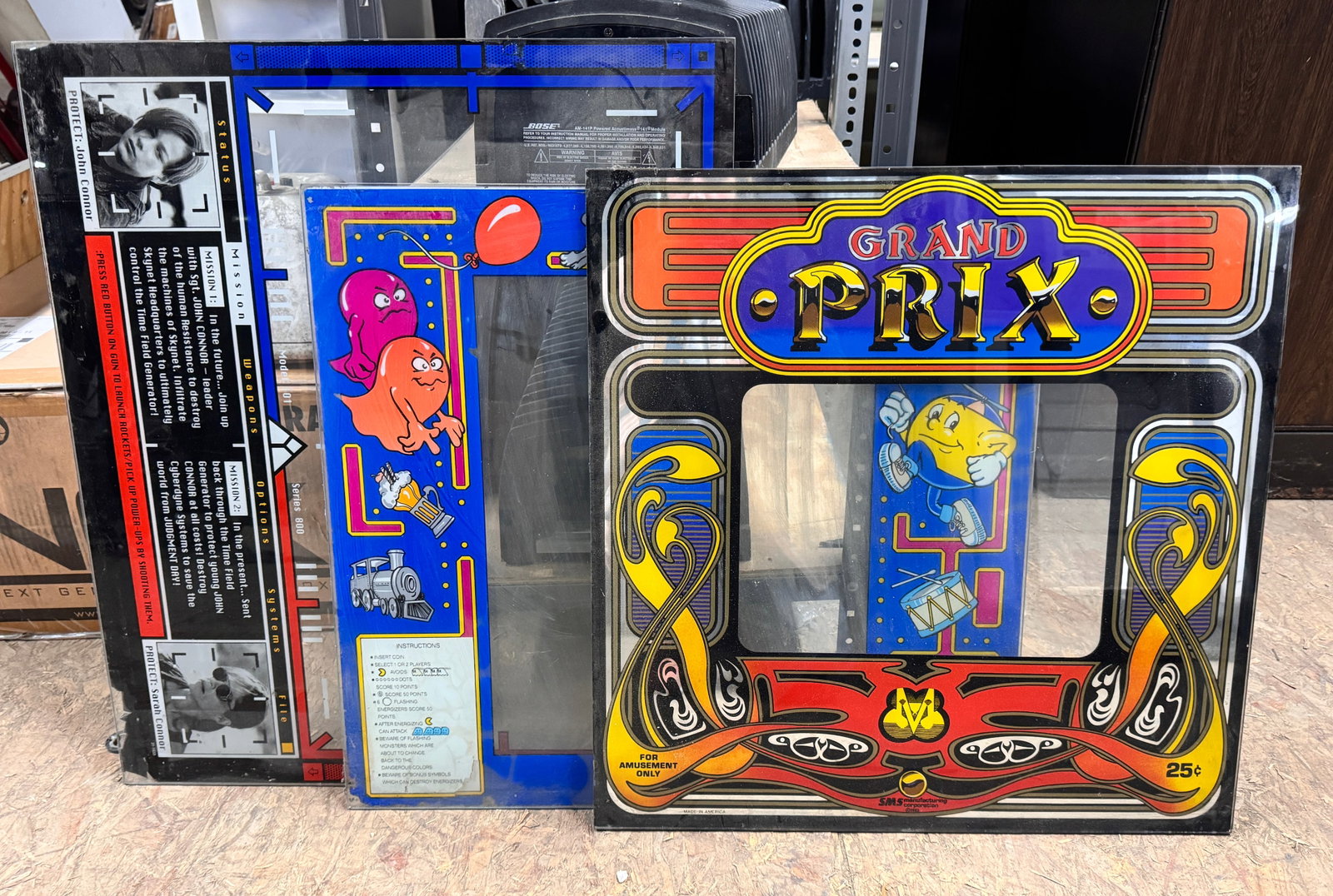 Arcade Glass Bezels incl. Terminator: ***This is a remote auction in Sewell, New Jersey. Pickup or third-party shipping is required on this item. A list of suggested shippers can be found in the terms of this auction and on our website. P