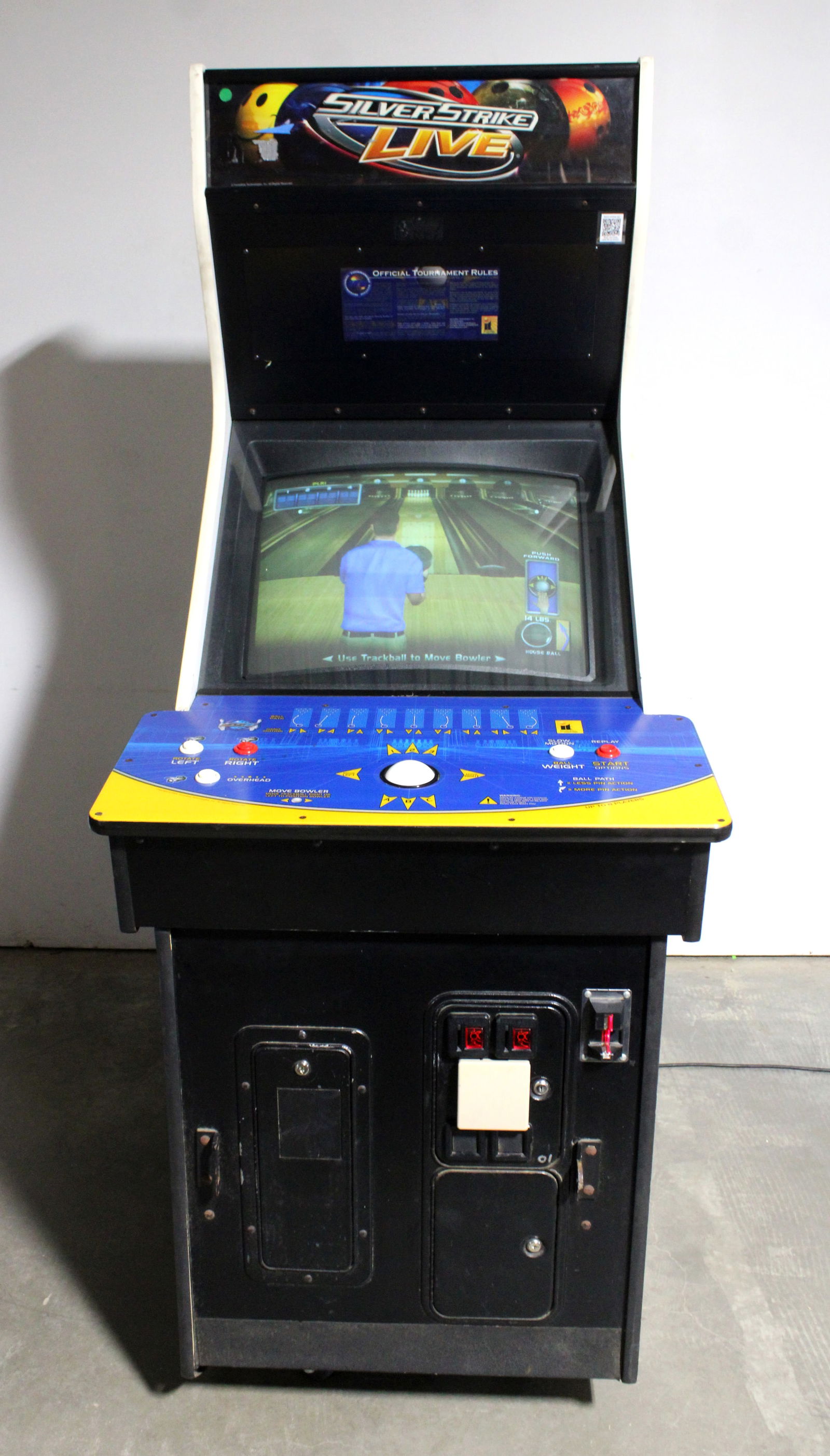 IT Silver Strike Bowling Arcade Game (1 of 4)