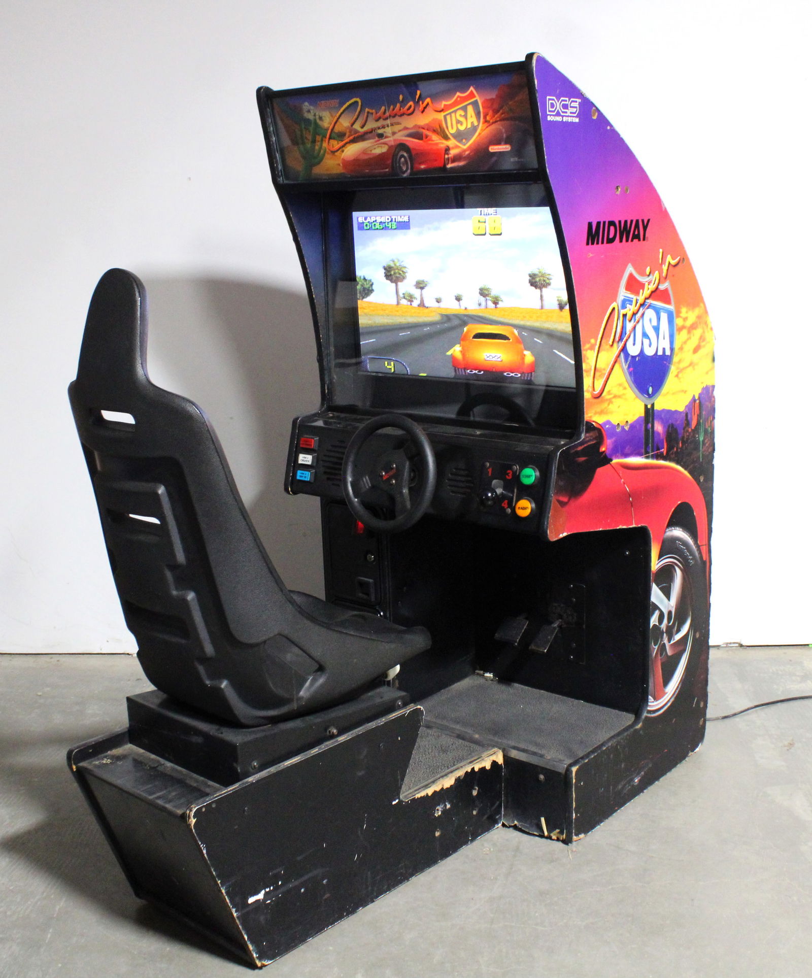 Cruis'n USA Sit Down Racing Arcade Game (1 of 3)