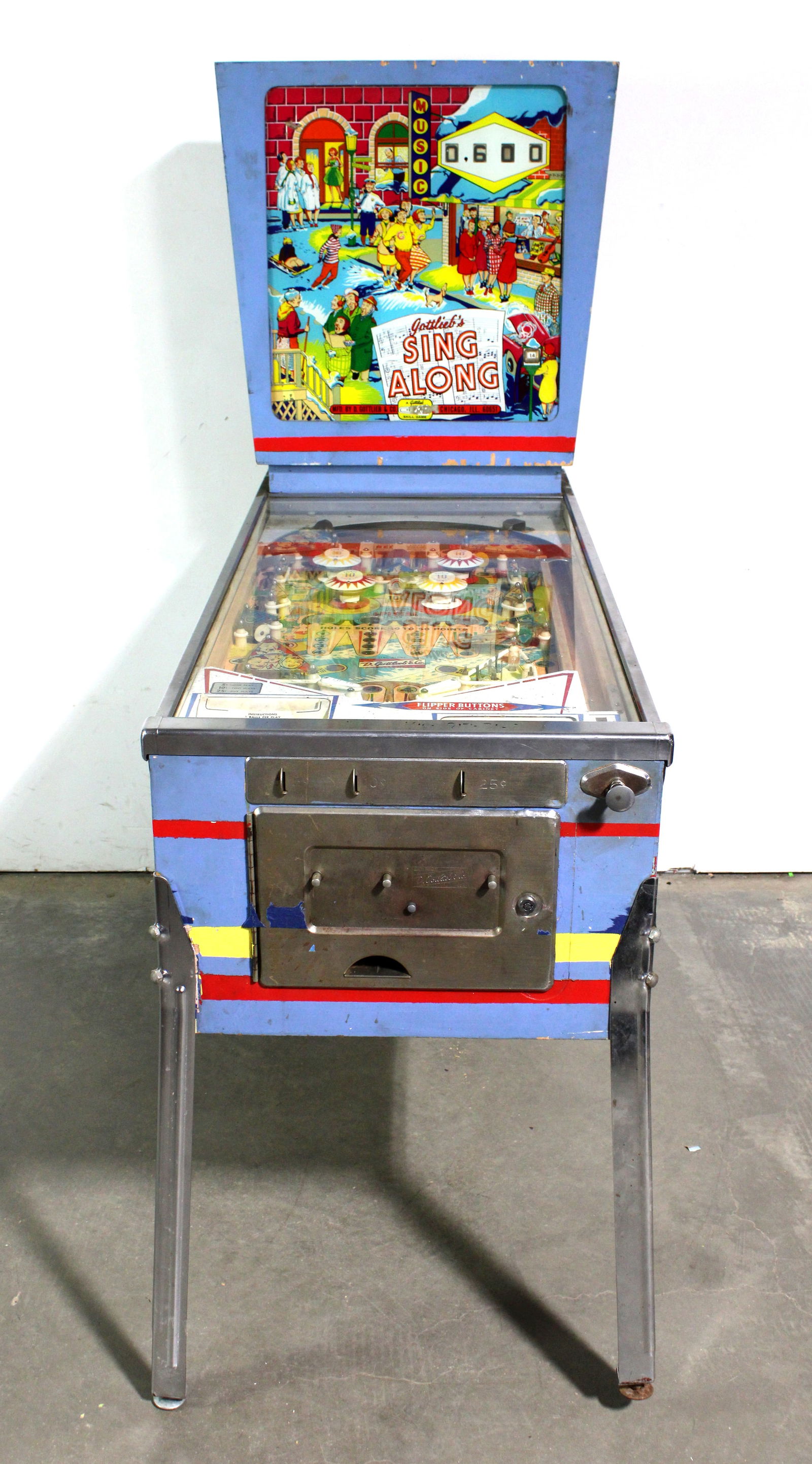 Gottlieb Sing Along Wedgehead Pinball Machine (1 of 8)