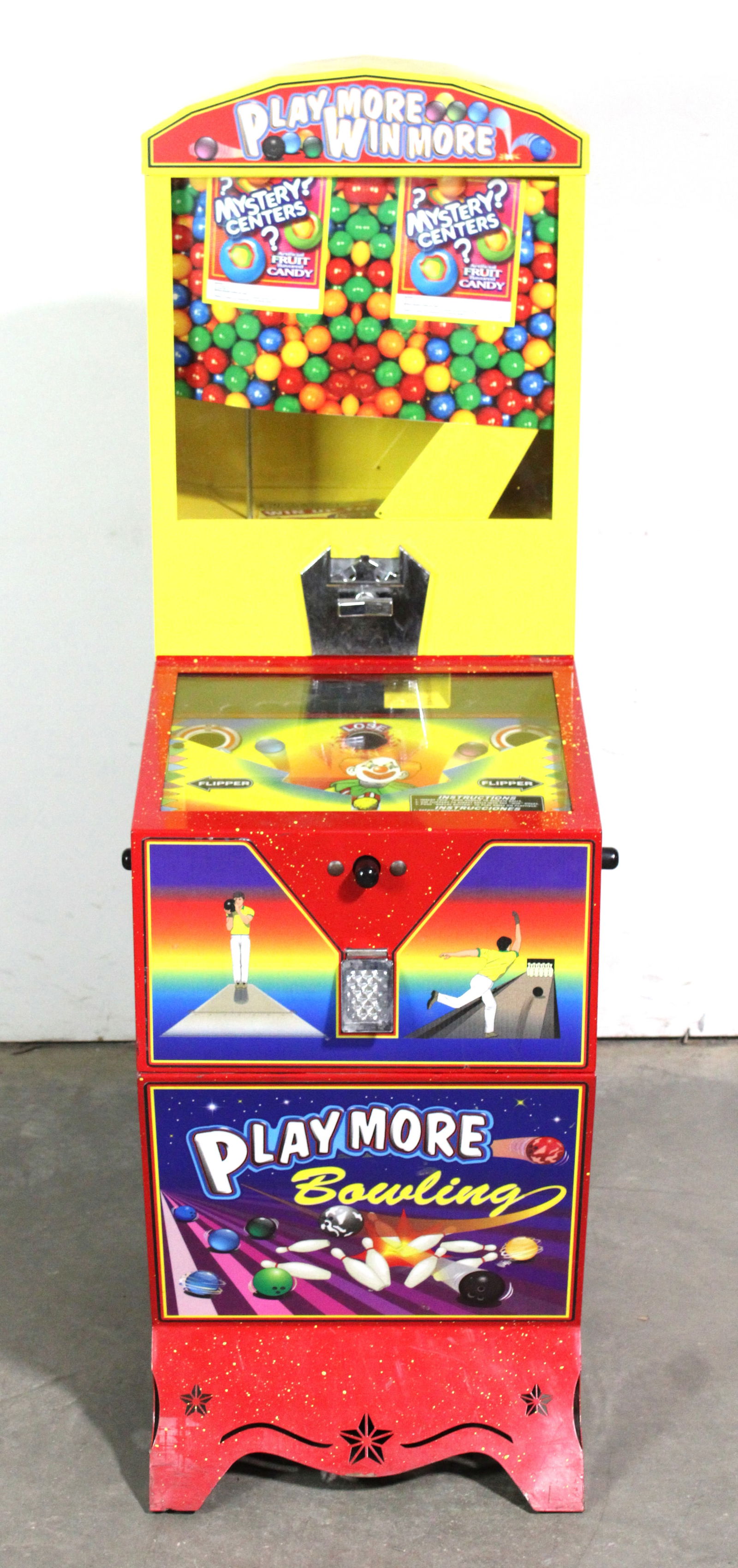Playmore Bowling Gumball Arcade Machine (1 of 3)