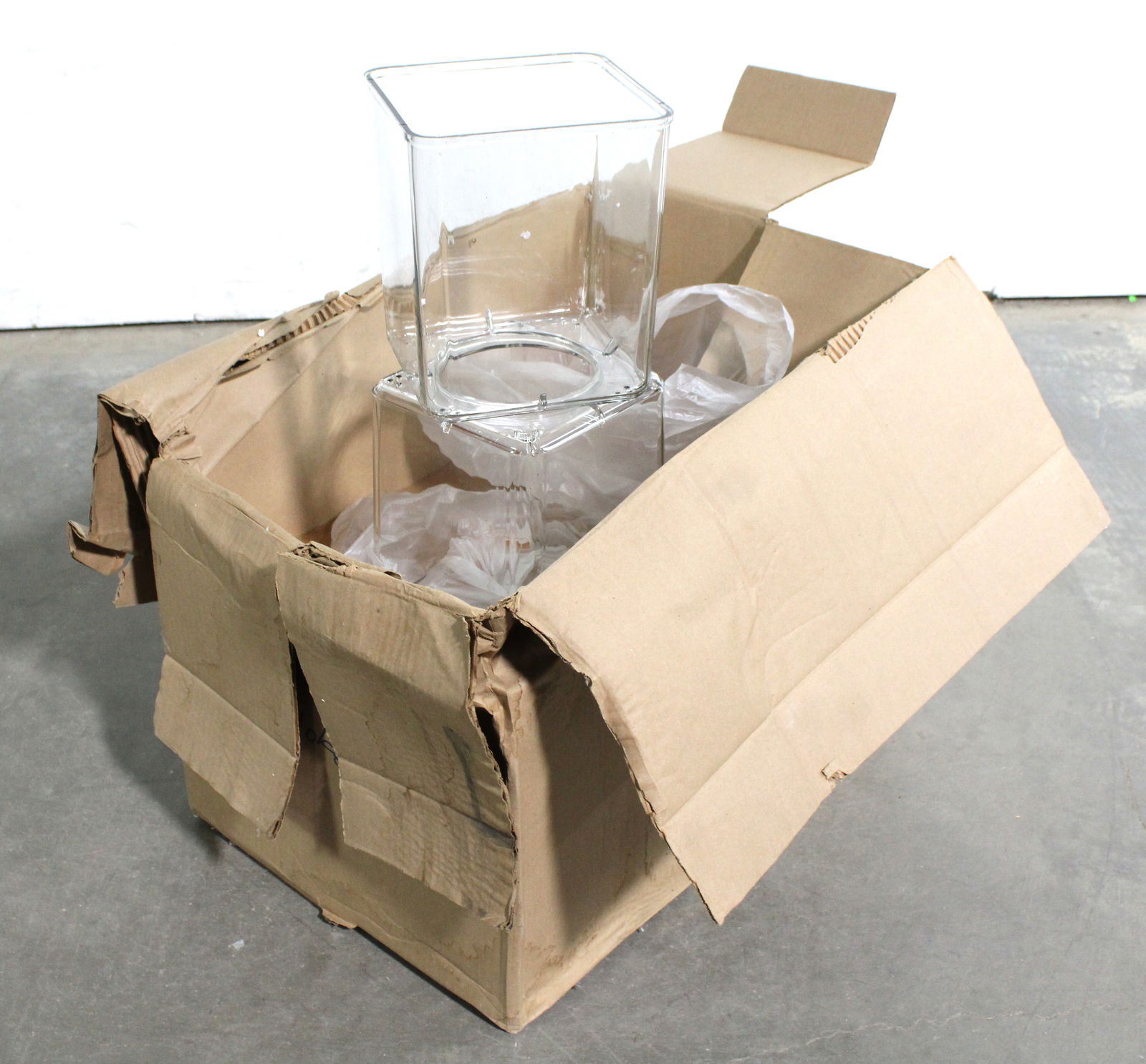 NOS Northwestern Globes for Bulk Vending: Total of 8. Plastic. This item requires third-party shipping or pickup arrangements to be made.