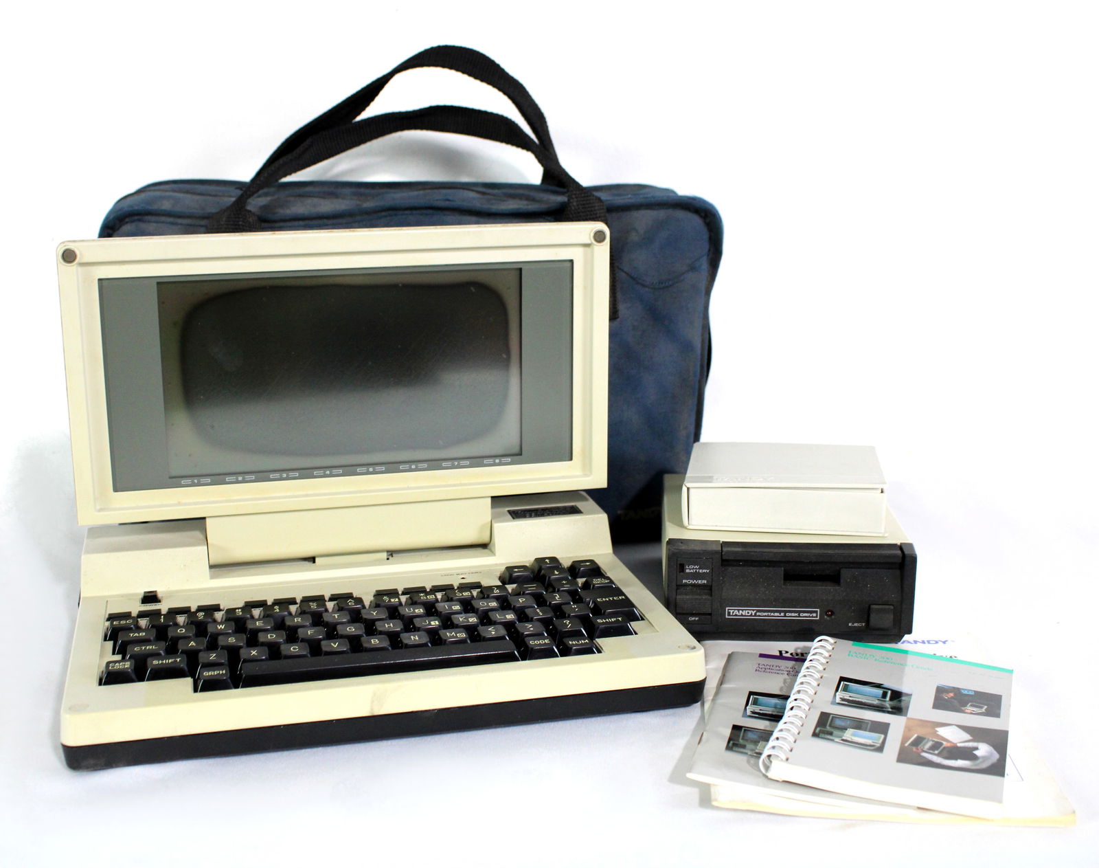 Tandy 200 Portable Computer (1 of 6)