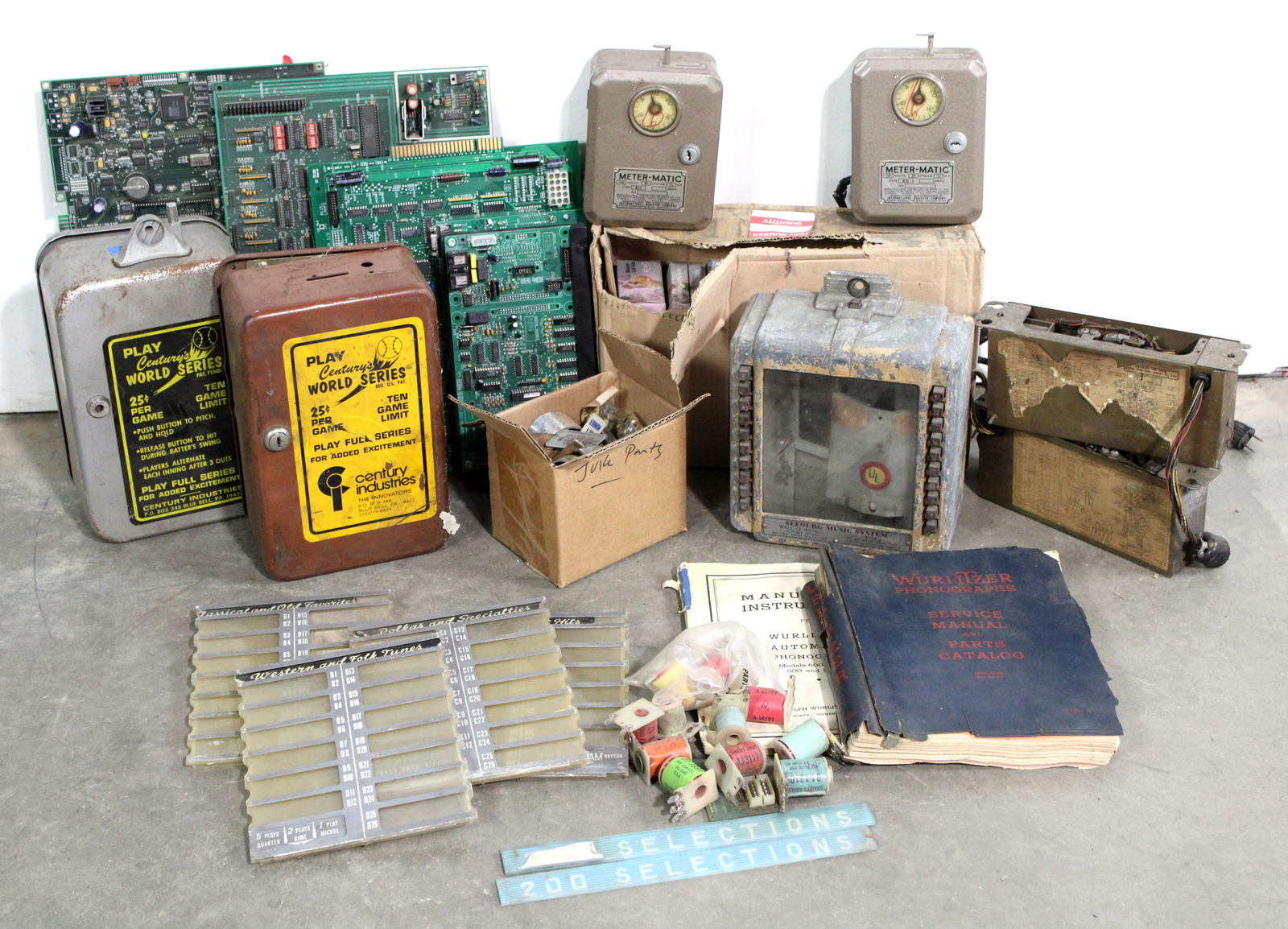 Arcade, Pinball and Jukebox Items incl. Pinball Coils, Boards and Wallbox (1 of 4)