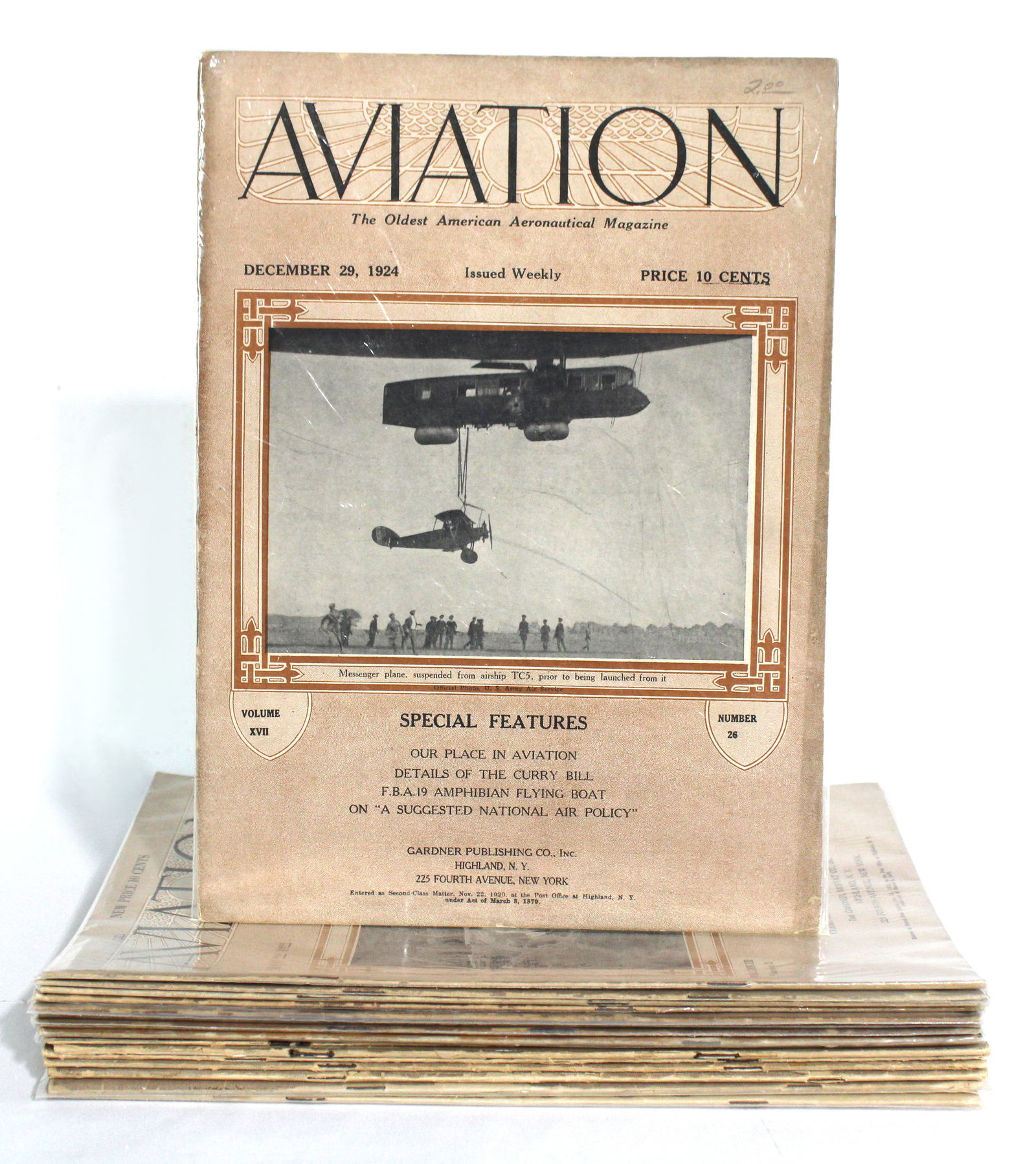 Aviation Weekly Periodical Aeronautical Magazines 1922- 1927: Total of 16 Issues. Issues include: 1922: April 24th, May 22nd 1923: Dec 17 1924: Aug. 11th, Sep. 22nd, Dec 1st, 29th 1925: Jan.5th, 12th, 19th, Nov. 9th 1926: May 17th, Dec 20th 1927: Jan. 3, Aug.