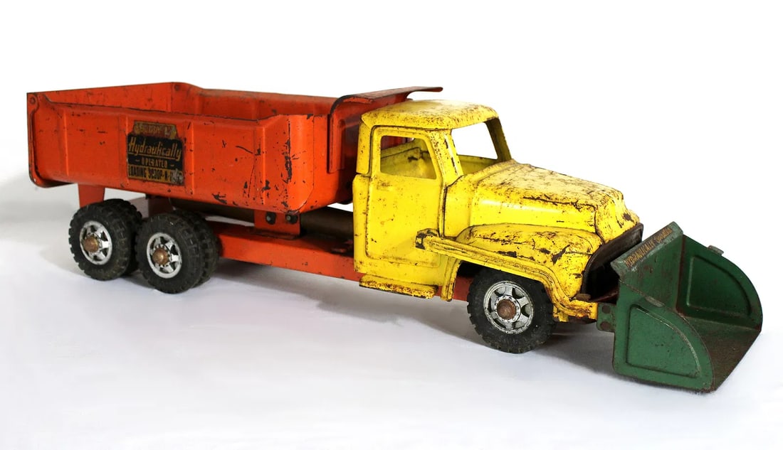 Buddy L Scoop-N-Dump Hydraulic Truck: This item requires third-party shipping or pickup arrangements to be made. Dimensions: 8 x 9 x 26