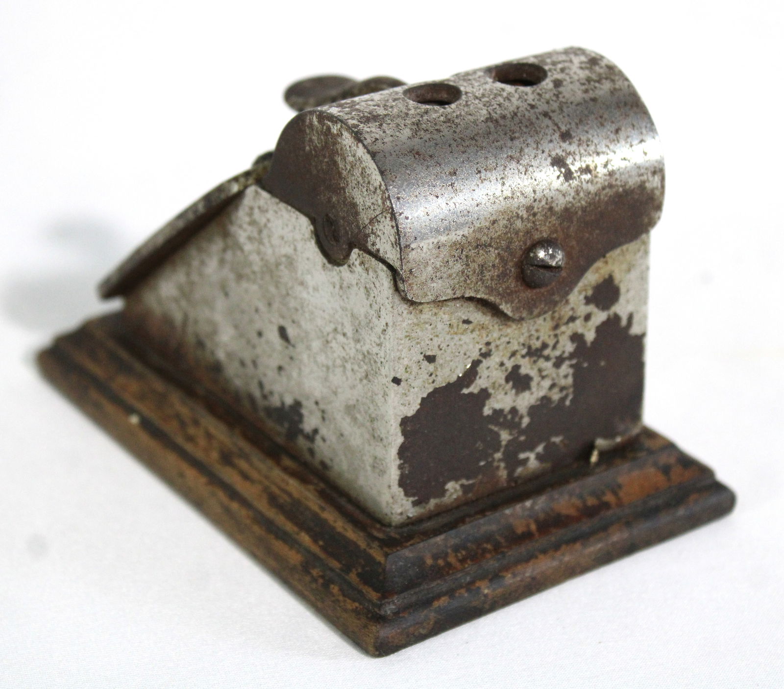 Smokettes 5 Cent Cigar Cutter - 2