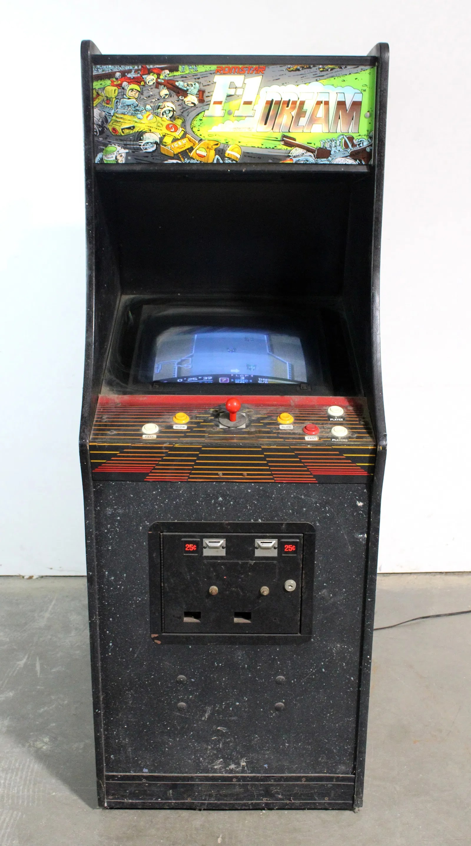Romstar F-1 Dream Arcade Game (1 of 5)