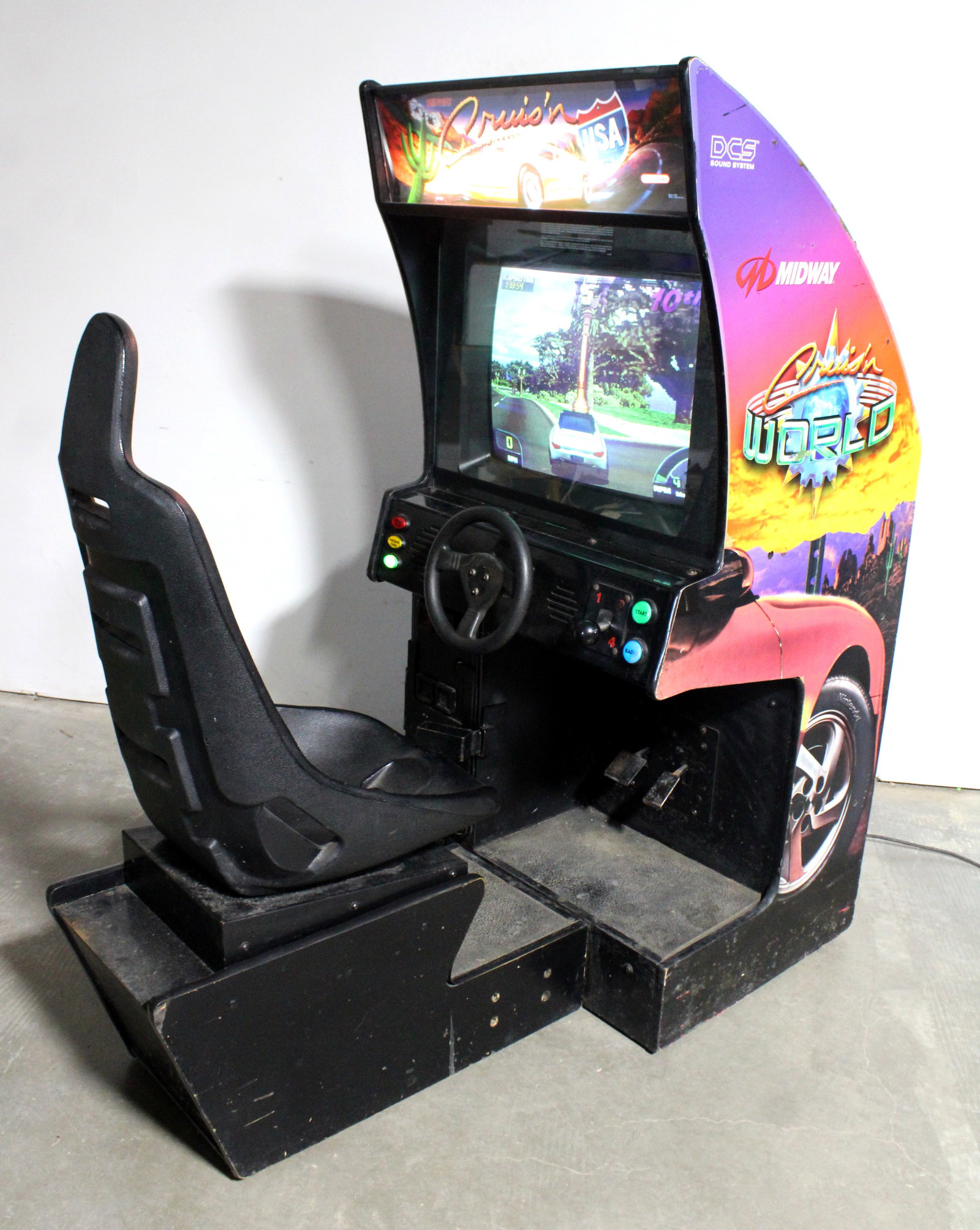 Midway Cruis'n USA Sit Down Racing Arcade (1 of 2)