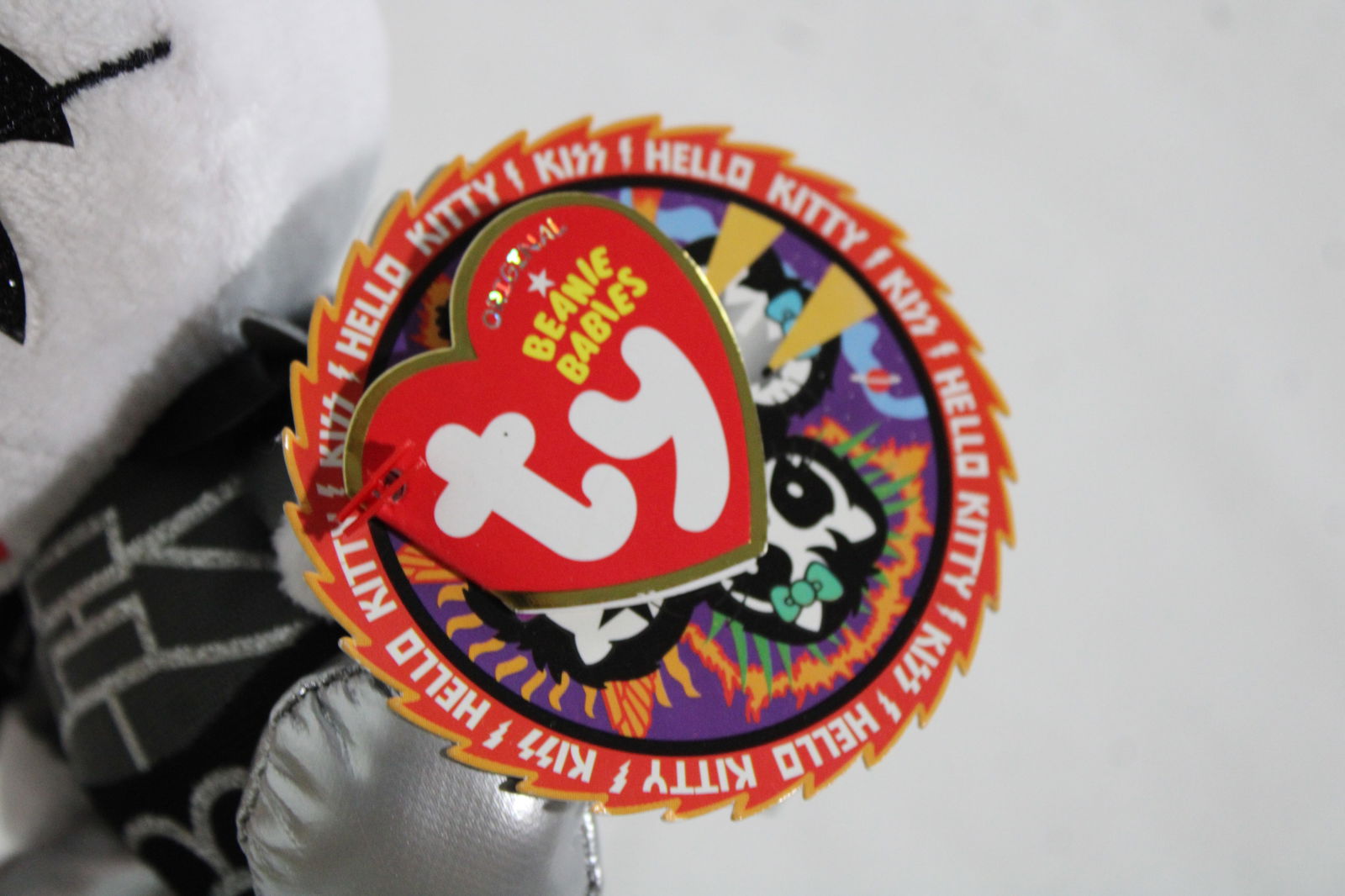 TY Kiss Hello Kitty Plush - 2