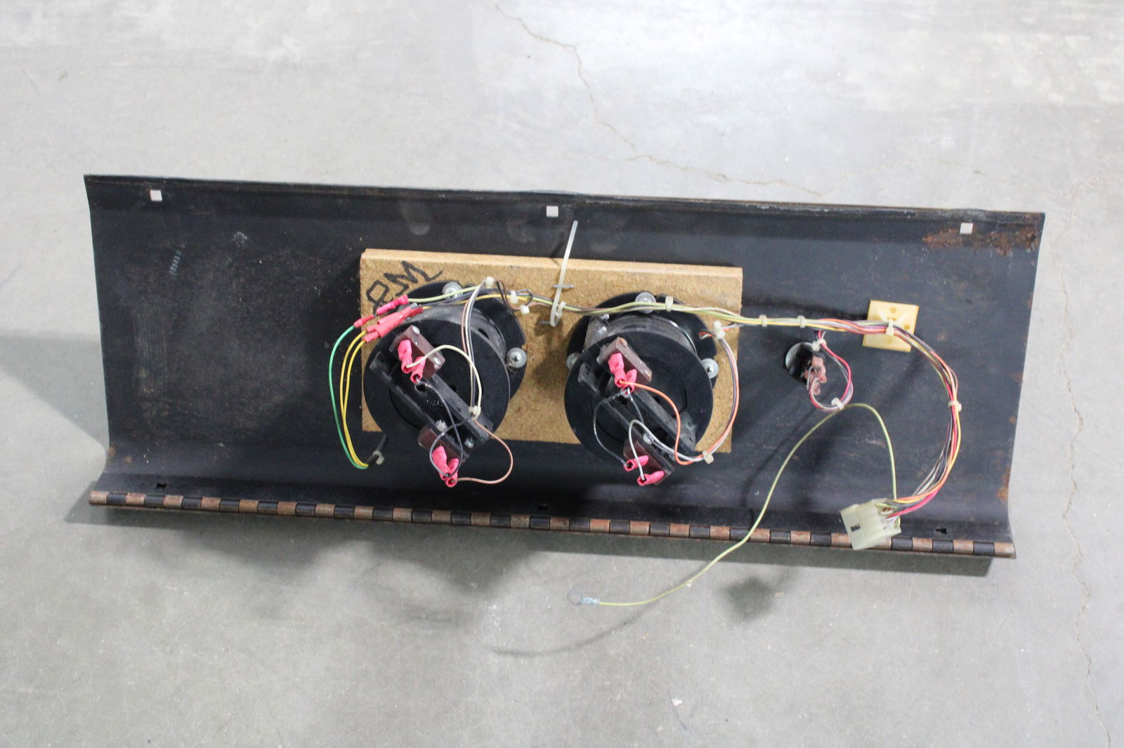 Atari Battlezone Arcade Game Shroud and Control Panel - 2