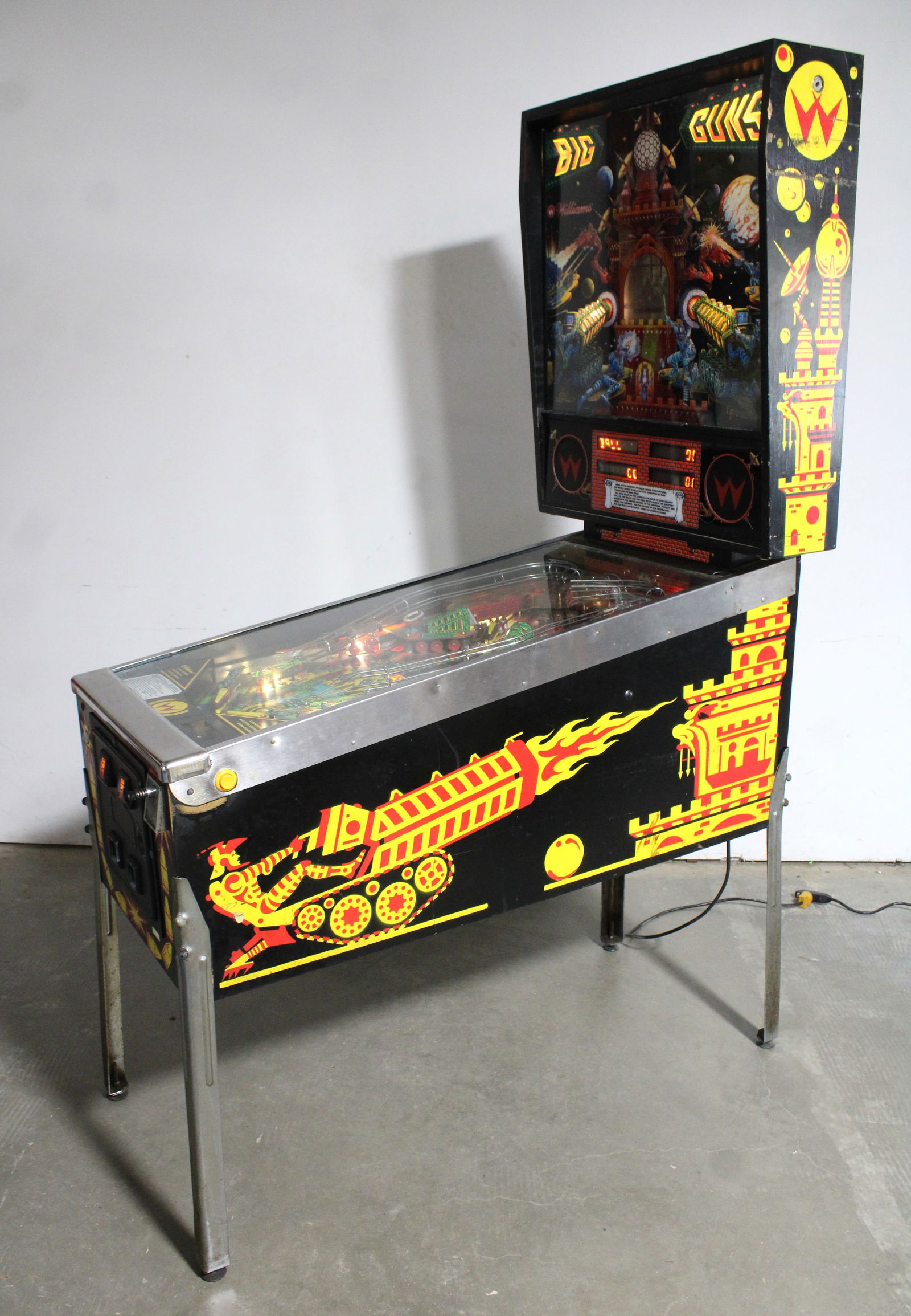 Williams Big Guns Pinball Machine - 3