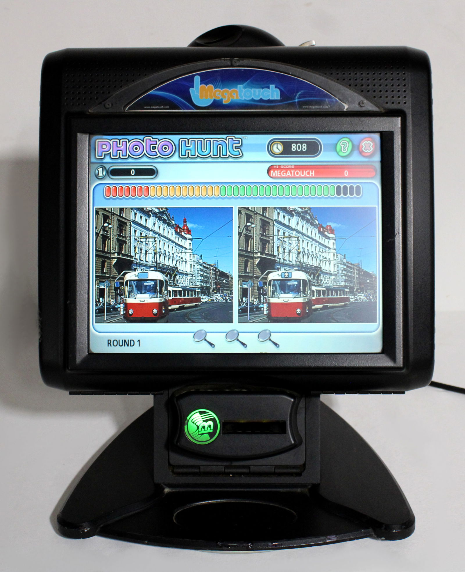 Merit Megatouch Tabletop Arcade, Includes Photo Hunt: Working. This item requires third-party shipping or pickup arrangements to be made. Dimensions: 21 x 17 x 15