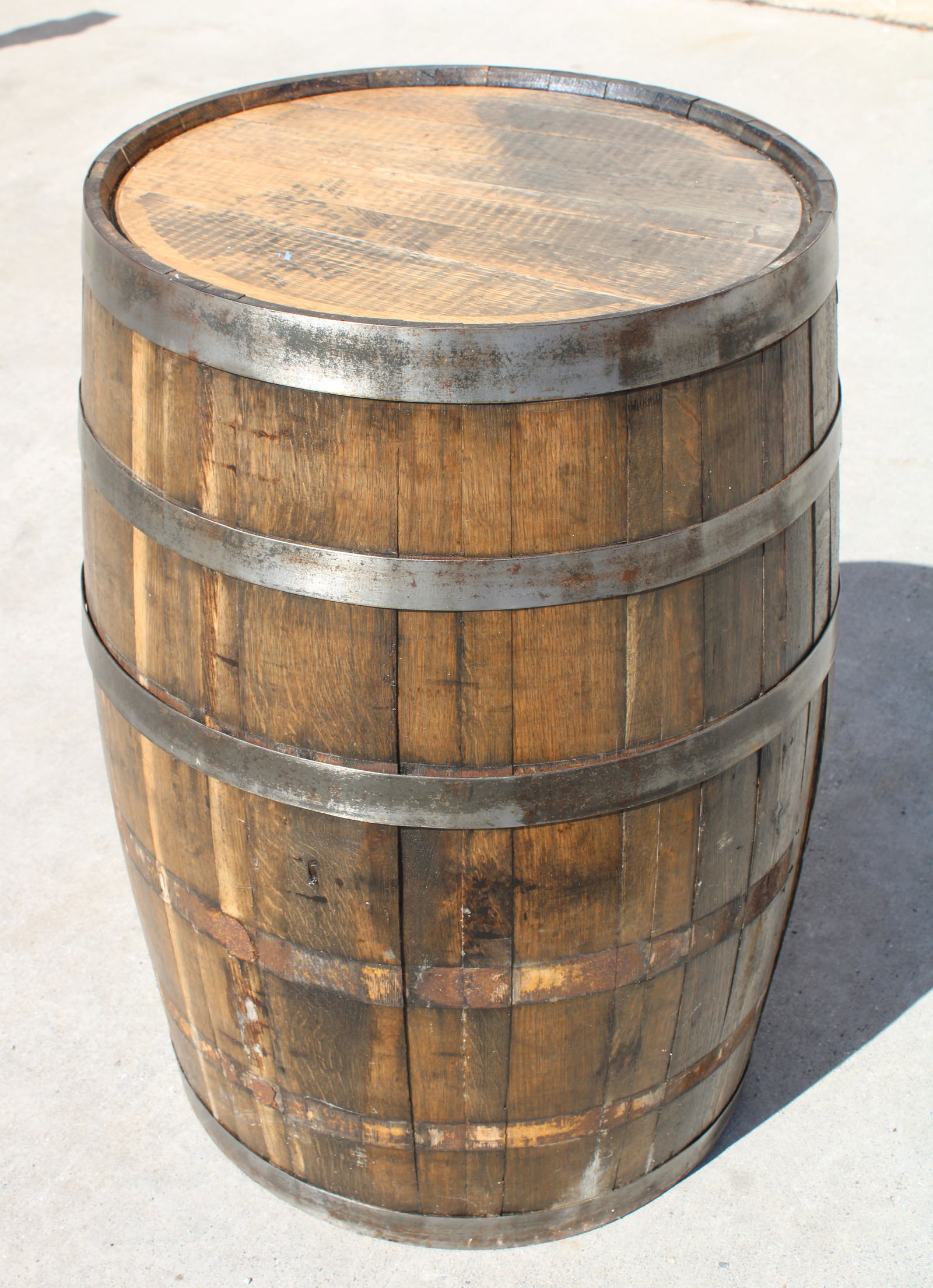 Refinished Barrel: This item requires third-party shipping or pickup arrangements to be made. Dimensions: 36 x 24 x 24