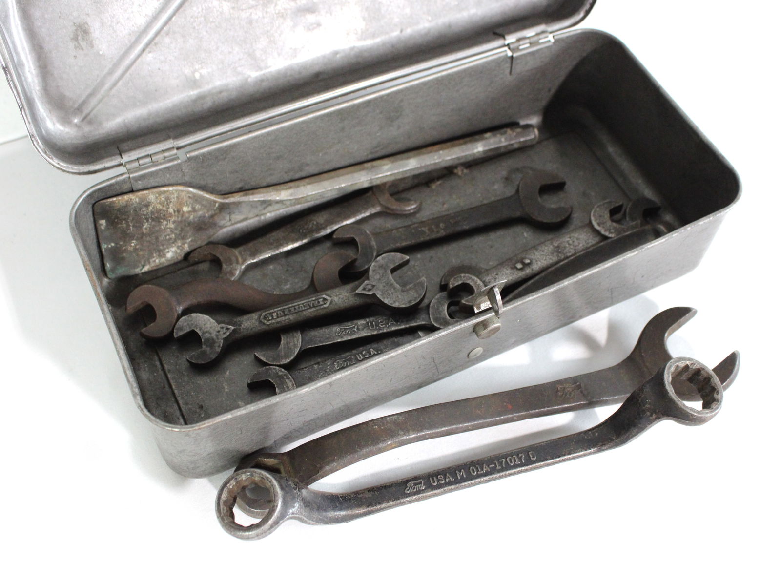 Vintage Ford Motor Embossed Tools: Includes other tools as well. Seven tools embossed with "Ford". This item requires third-party shipping or pickup arrangements to be made.