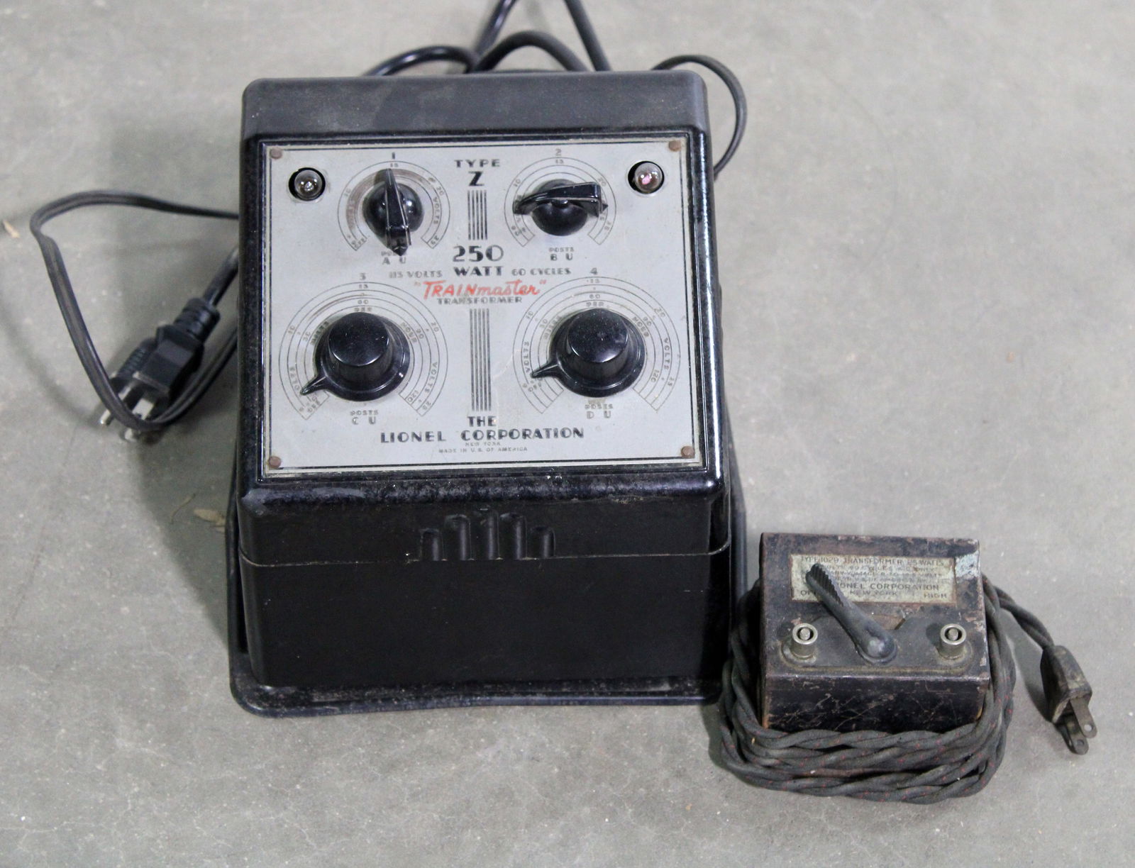 Lionel Trains Transformers incl. Type Z 250 Watt: Untested. In-house shipping available.