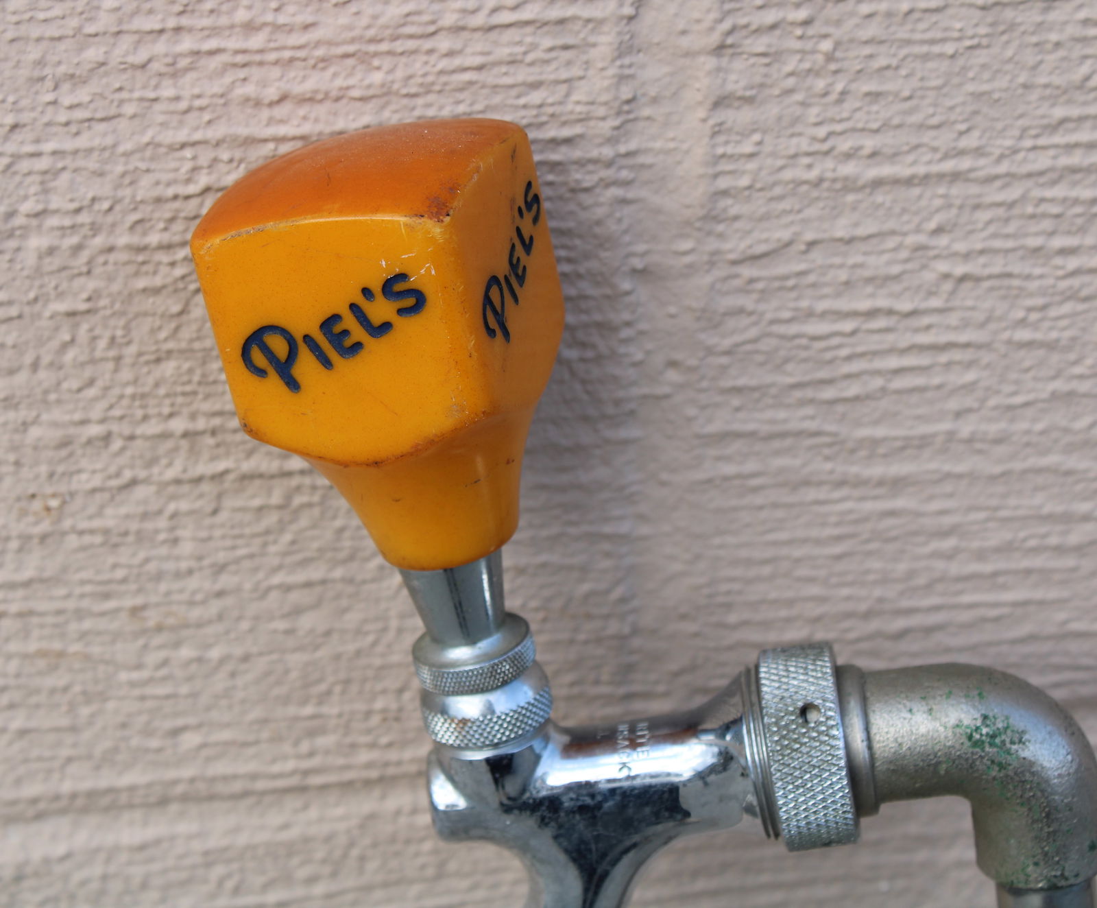 Piels Beer Tap with Pump - 2