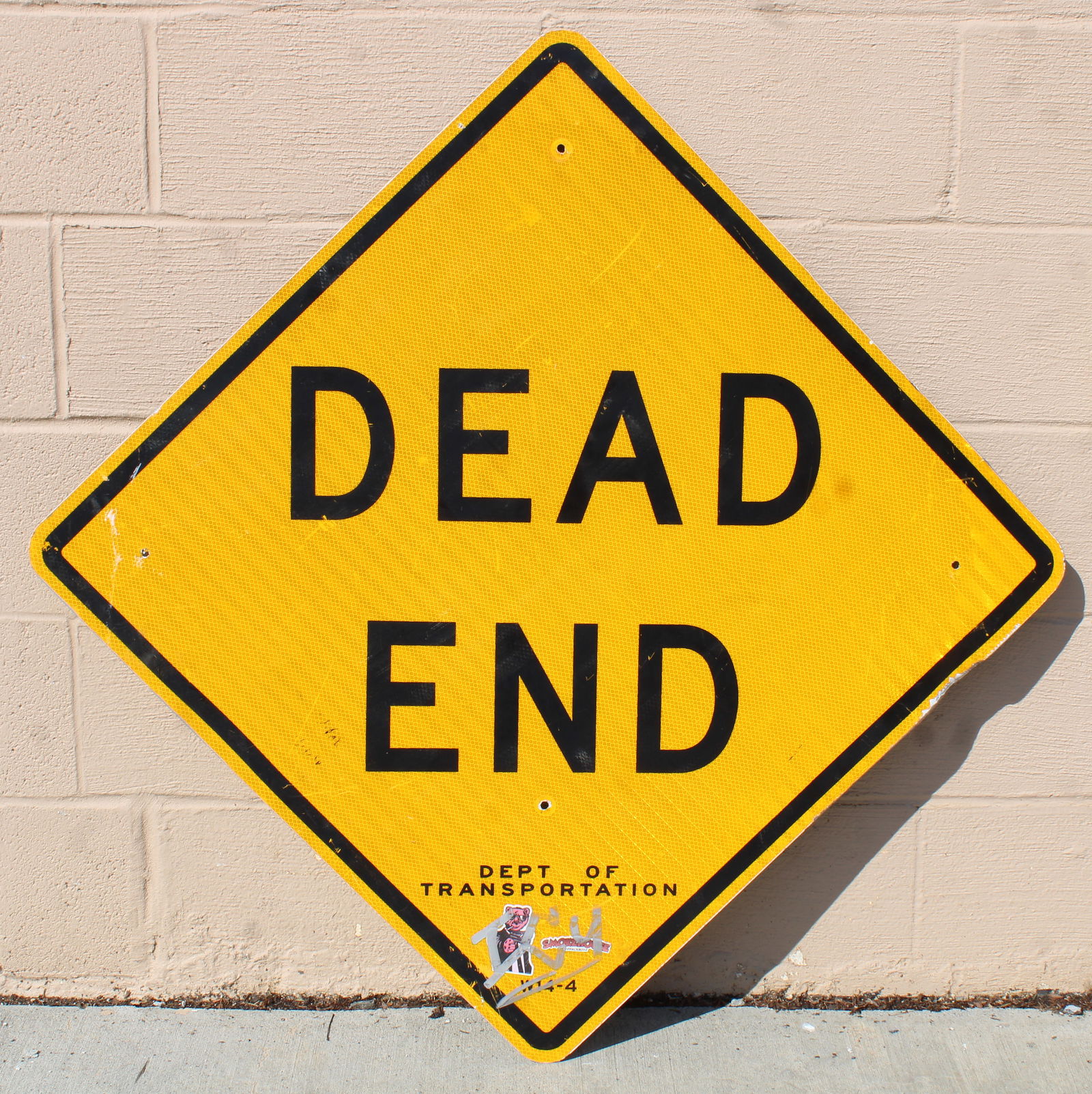 Dead End Street Sign: This item requires third-party shipping or pickup arrangements to be made. Dimensions: 30 x 30