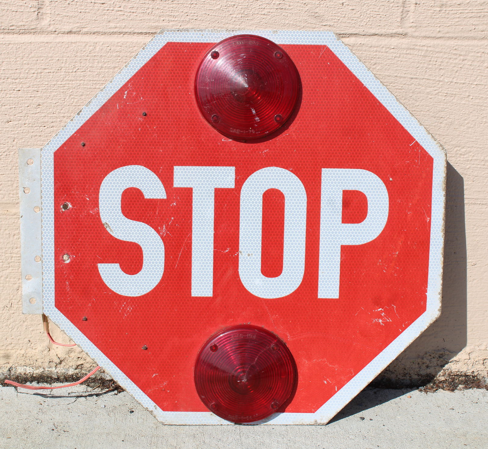 Flashing Stop Sign: This item requires third-party shipping or pickup arrangements to be made. Dimensions: 19 x 19 x 2