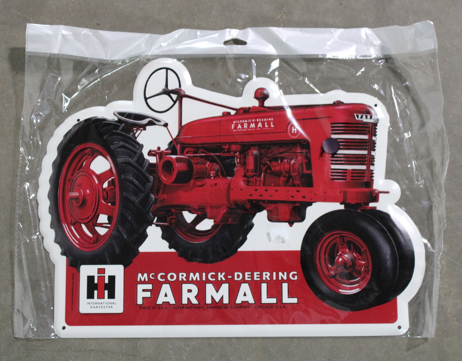 International Harvester Farmall Contemporary Tin Tractor Sign: In-house shipping available. Dimensions: 14 x 18 x 1