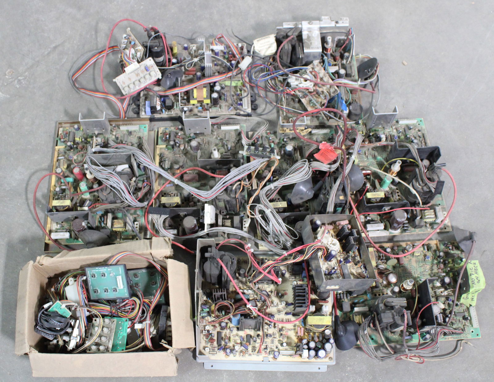 Arcade Monitor Chasis' (1 of 2)