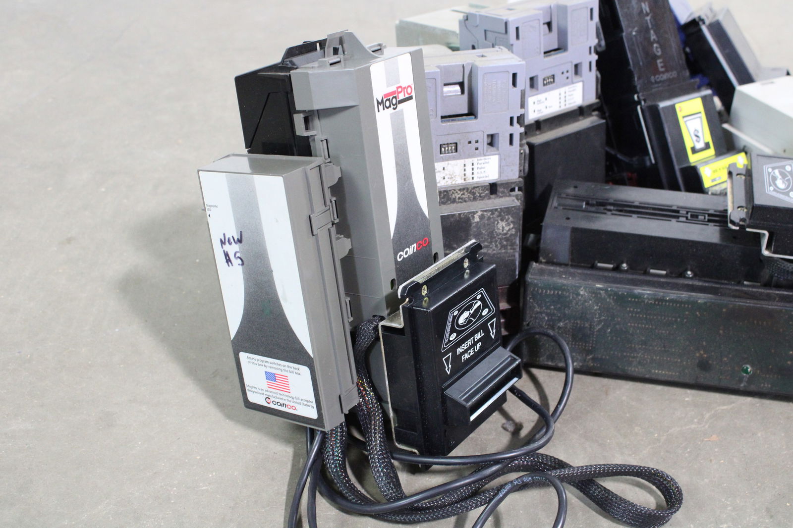 Assorted Bill Acceptors incl. MagPro and PTI - 2