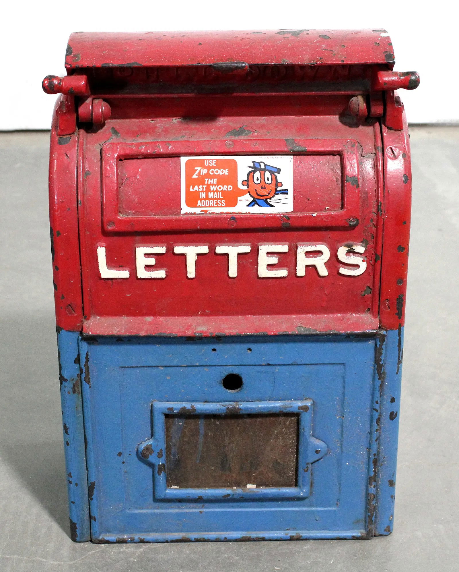 U.S. Mail Cast Iron Embossed Mailbox - 2