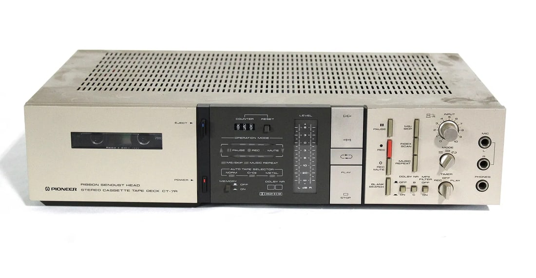 Pioneer CT-7R Stereo Cassette Tape Deck: Powers on, not otherwise tested. This item requires third-party shipping or pickup arrangements to be made.