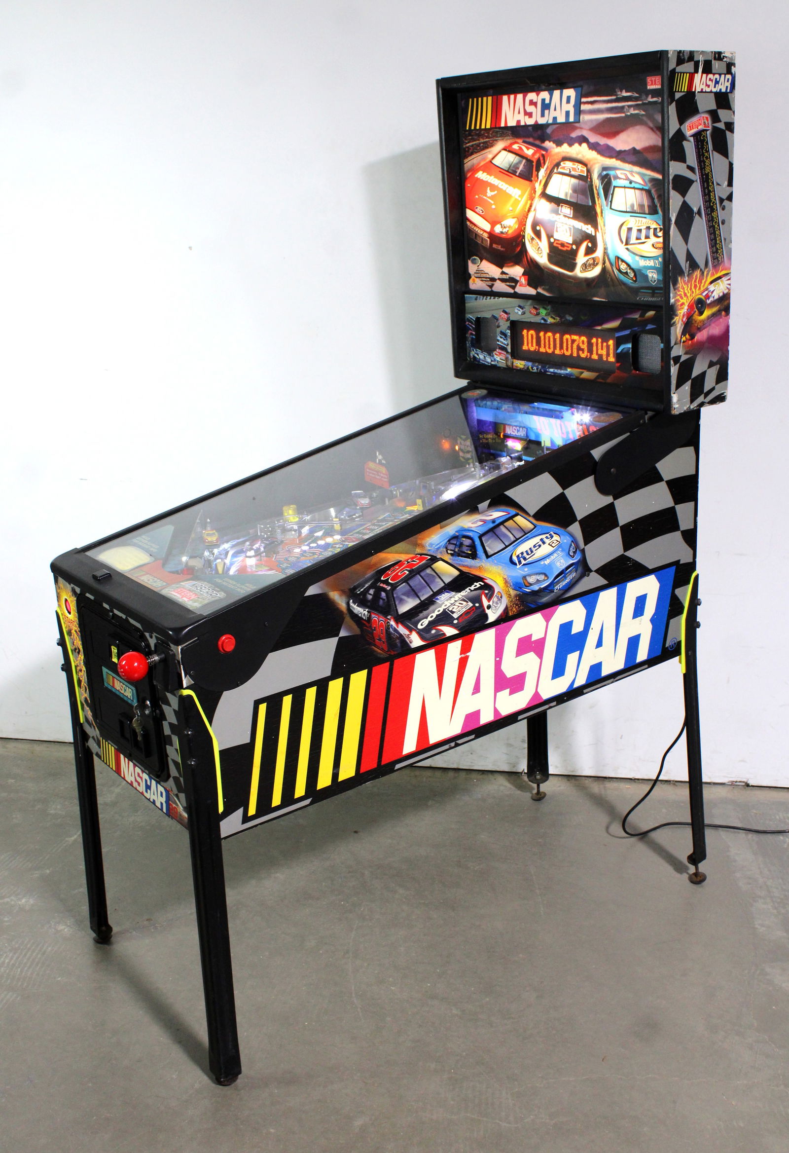 Stern Nascar Pinball Machine - 3