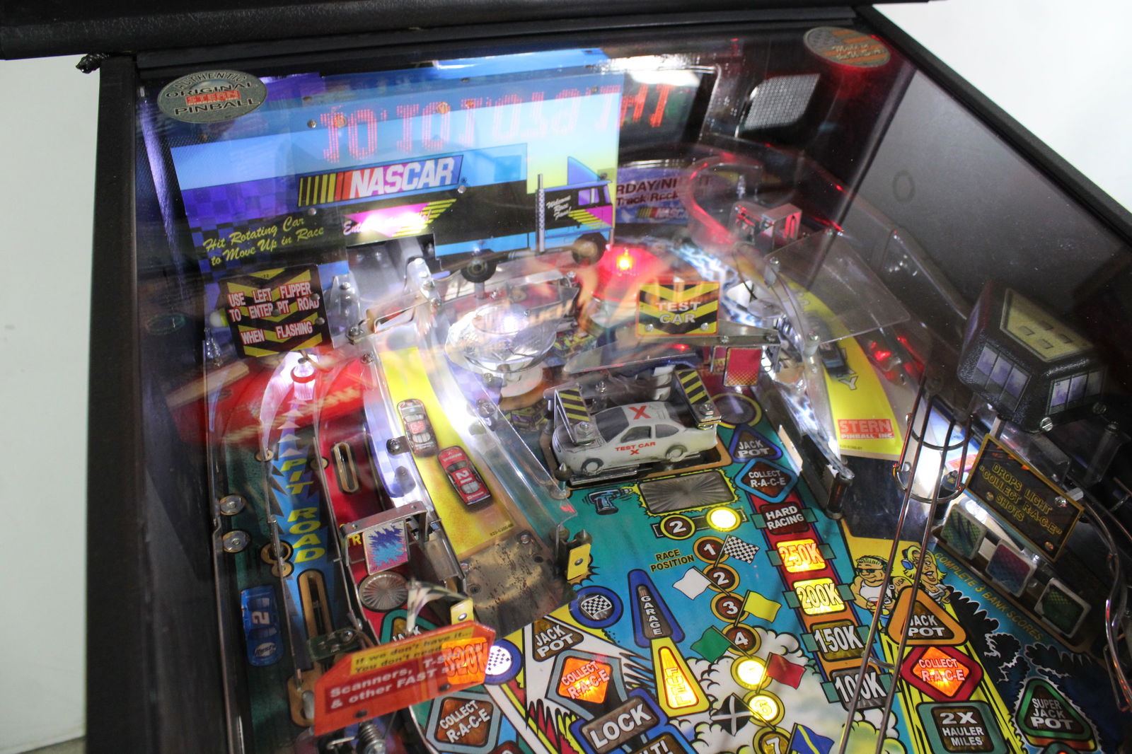 Stern Nascar Pinball Machine - 7