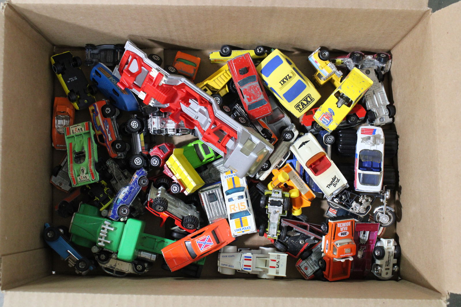 Matchbox & Hot Wheels Die Cast Cars, Red Liners, Thunderbird, Super Kings Transporter Lot 2: In-house shipping available.