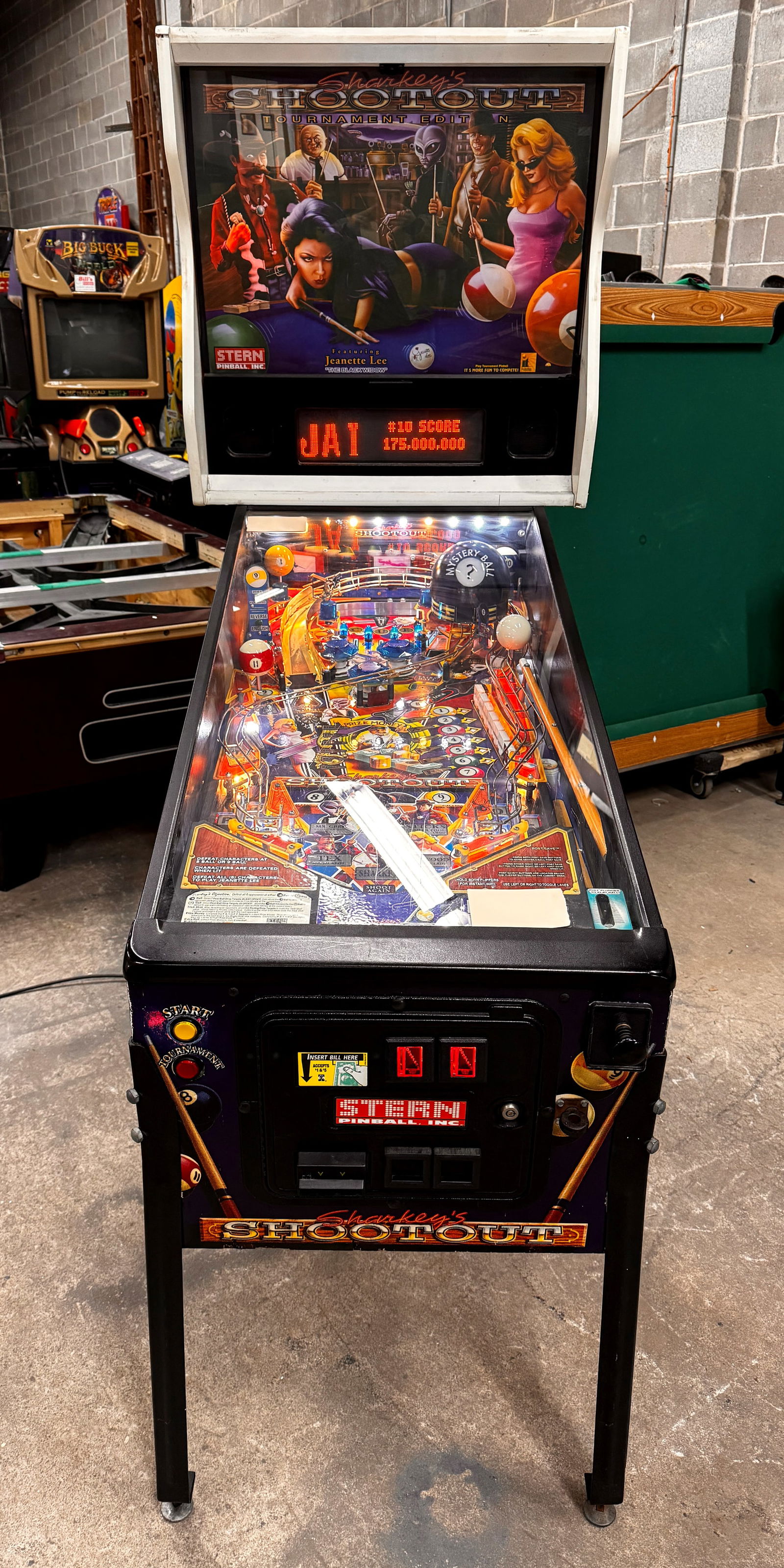 Stern Sharkey's Shootout Pinball Machine (1 of 7)