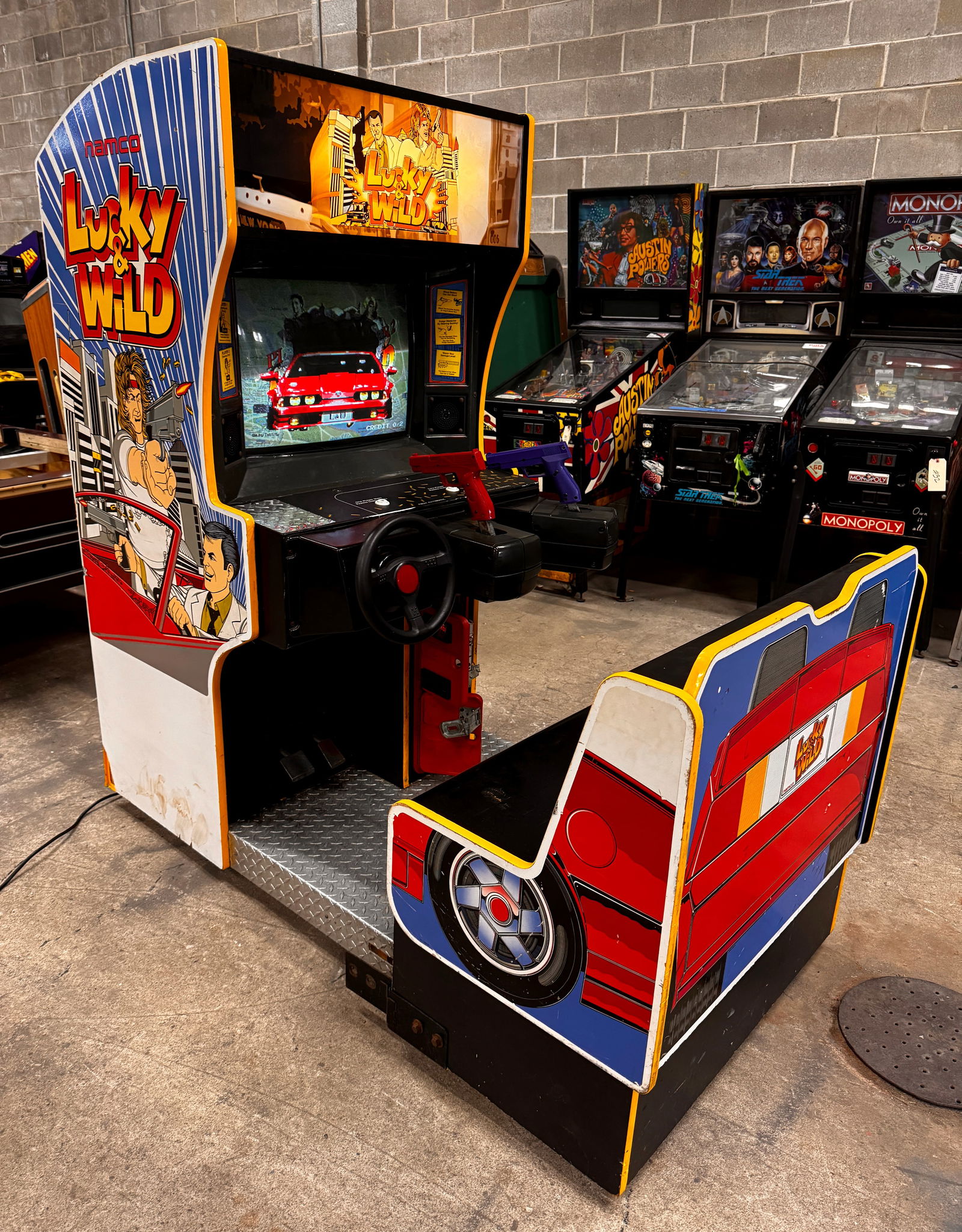 Namco Lucky & Wild Sit-Down Arcade Game (1 of 3)