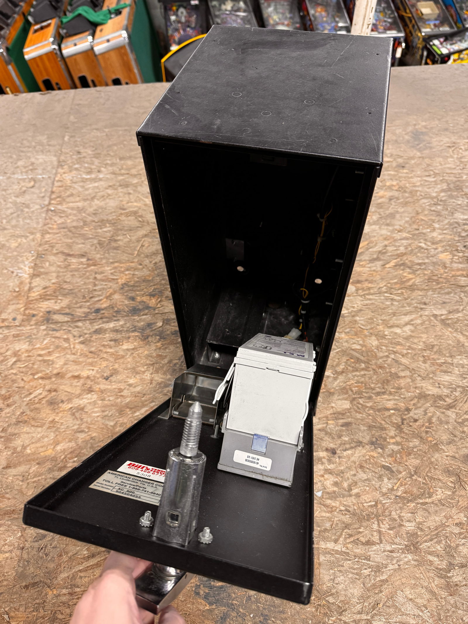 Change Machine, No Hopper - 2