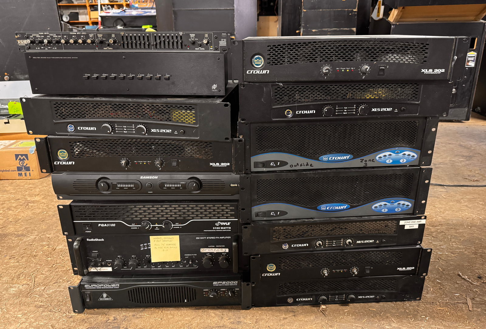 Large Lot of Amplifiers for Jukebox (1 of 2)