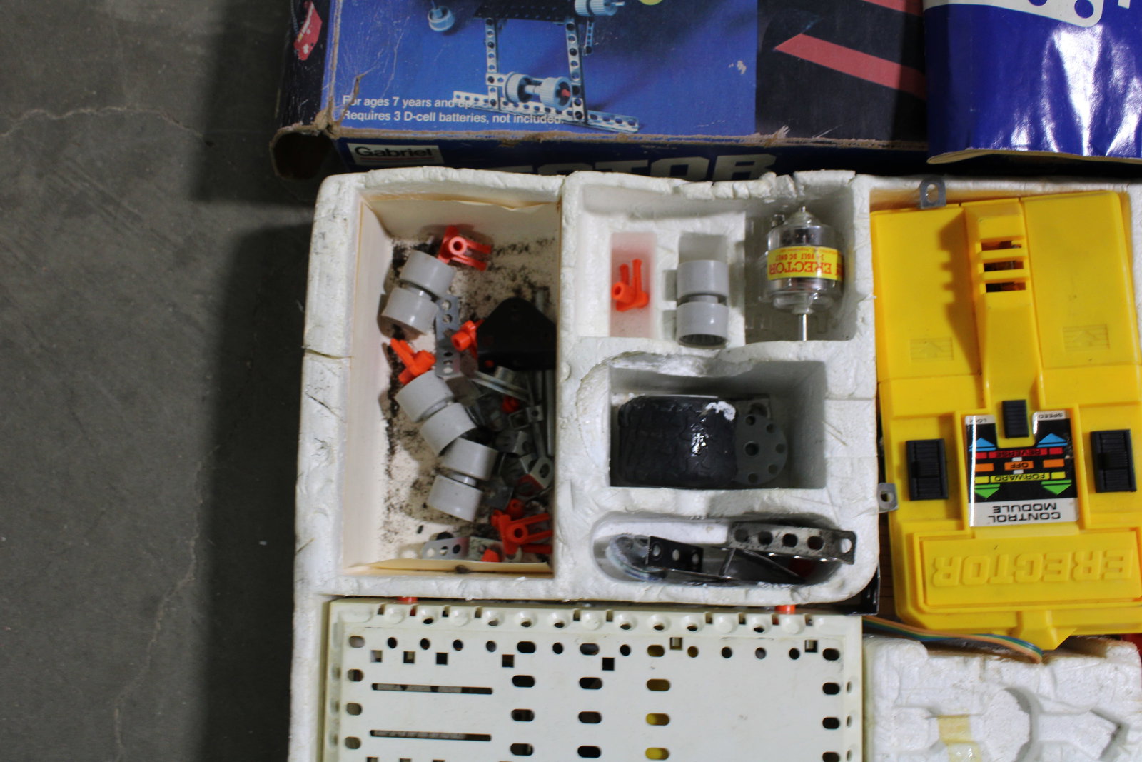 Gabriel Erector 500 Remote Control Set in Box - 2