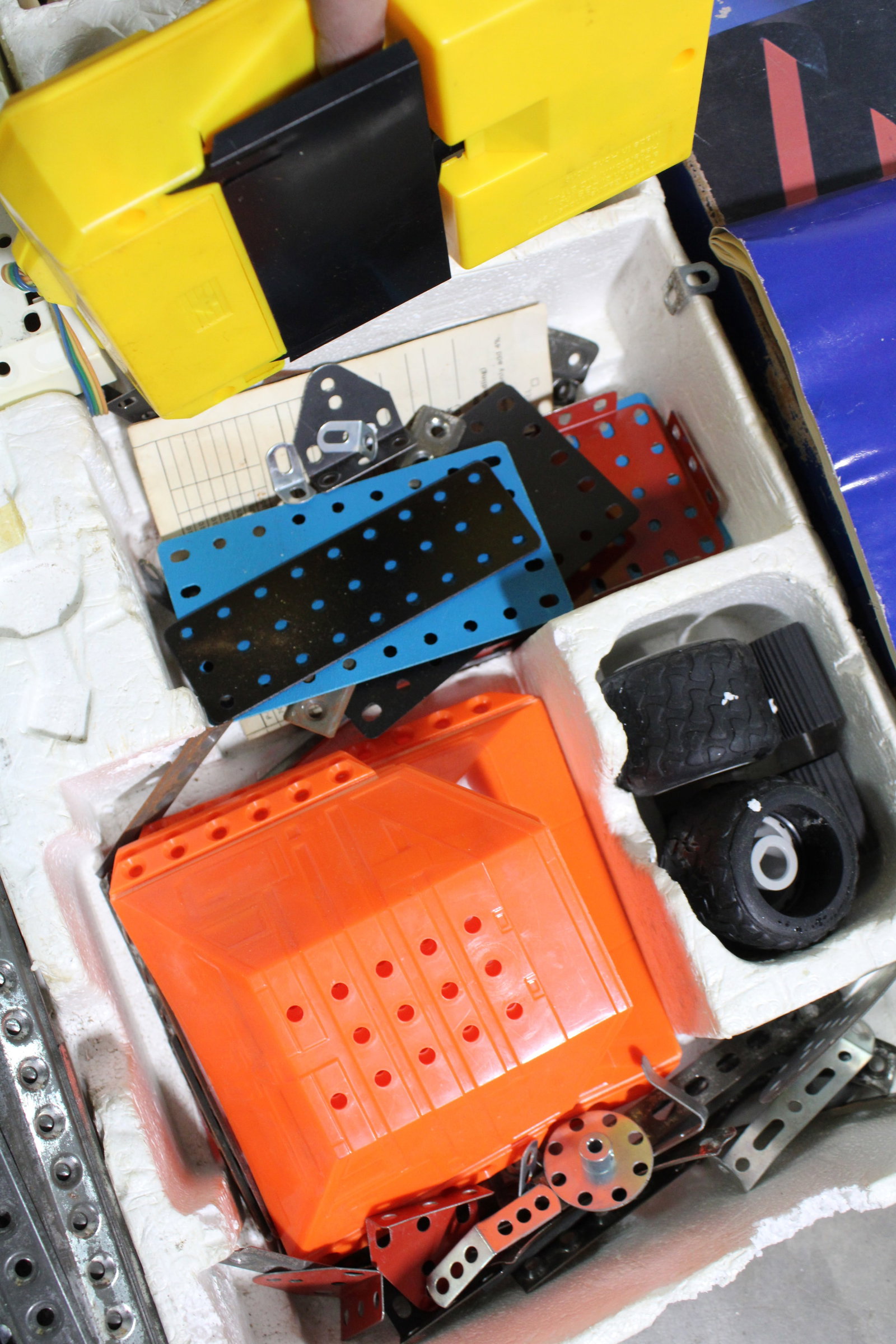 Gabriel Erector 500 Remote Control Set in Box - 4