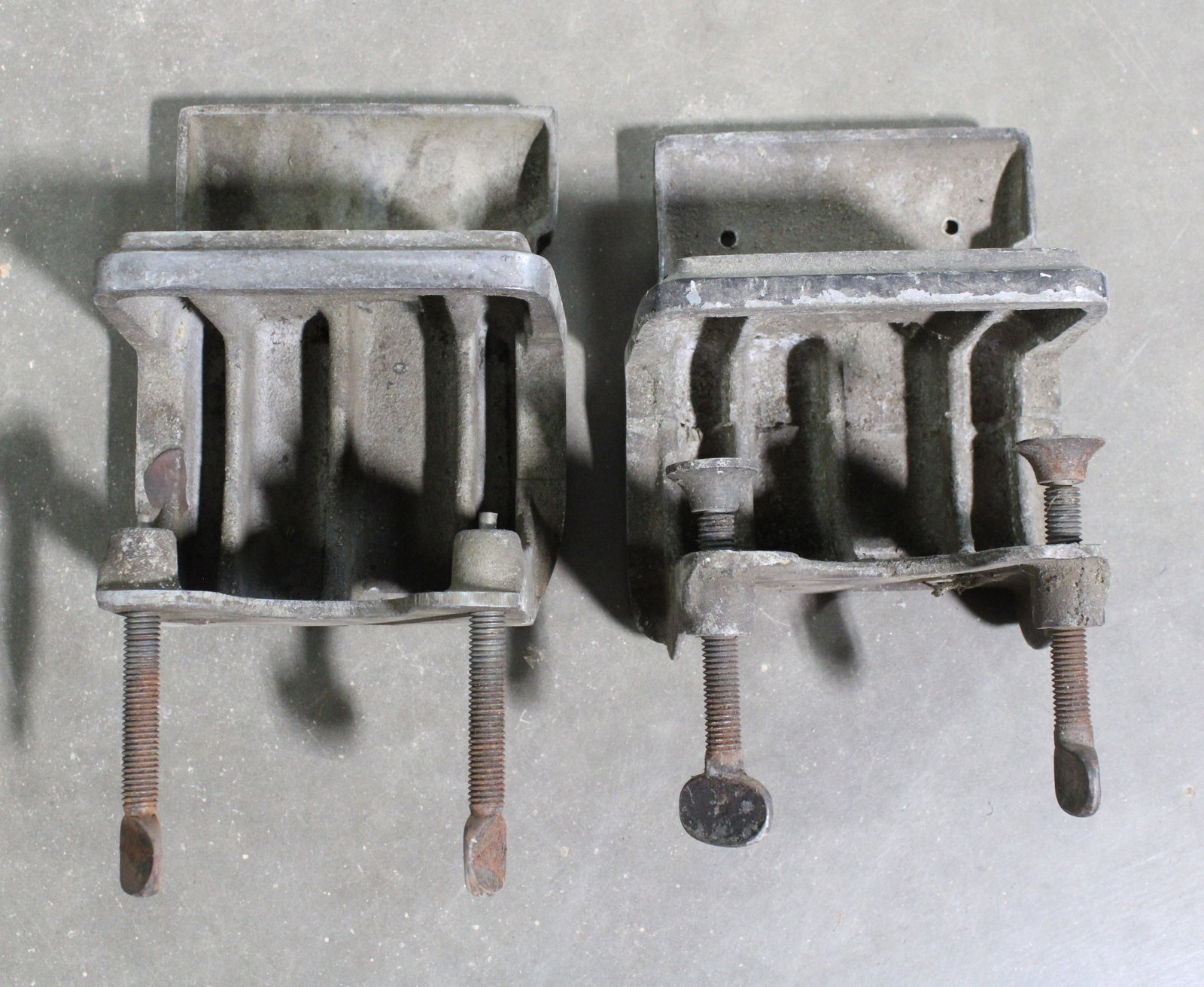 Pair of Wallbox Table Brackets - 2