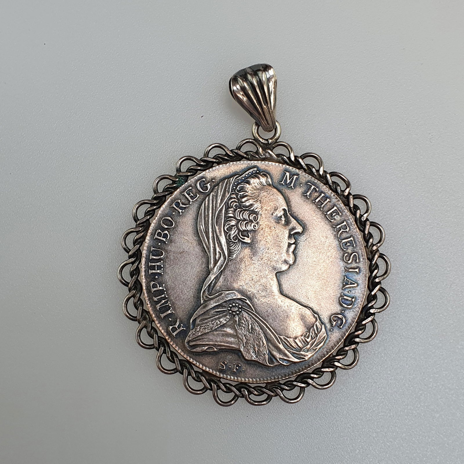 Münzanhänger - Theresientaler (NP, Dm.ca.39,5mm) in (1 of 7)