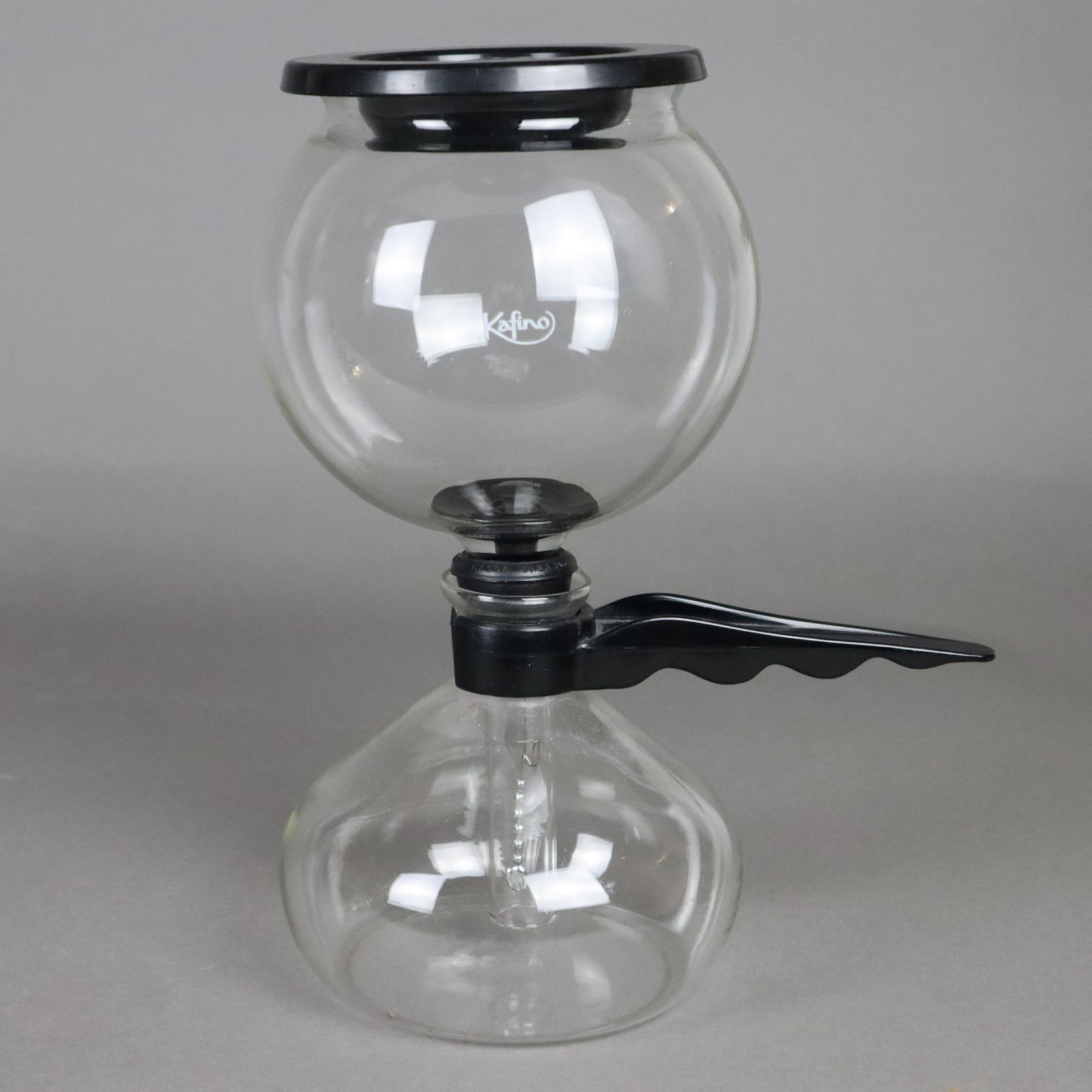 Kaffeezubereiter "Kafino" - Modell von 1965,: Kaffeezubereiter "Kafino" - Modell von 1965, Kaffee-Zubereitungssystem in der Art der Sintrax von Gerhard Marcks und Wilhelm Wagenfeld, H.ca.29cm