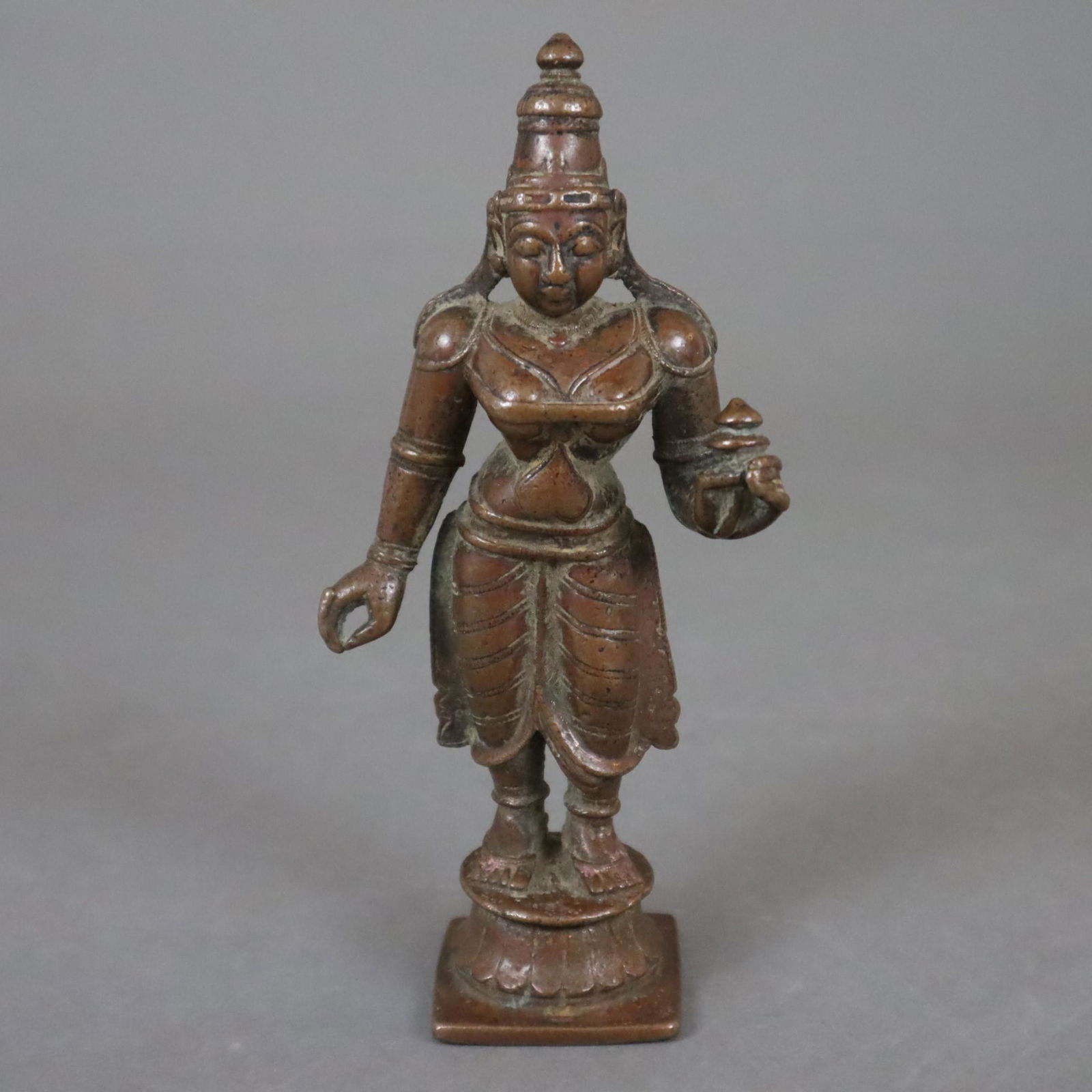 Figur der stehenden Lakshmi - Indien, Kupferbronze, die (1 of 6)