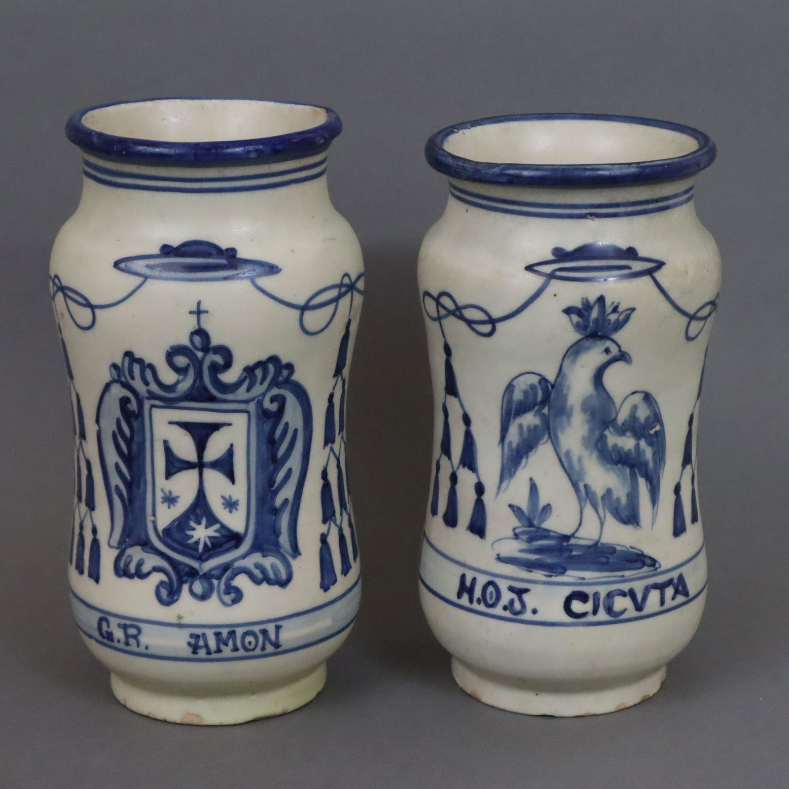 Ein Paar Apothekengefäße / Albarelli - Majolika, Talavera, S.Timoneda, schlanke (1 of 7)