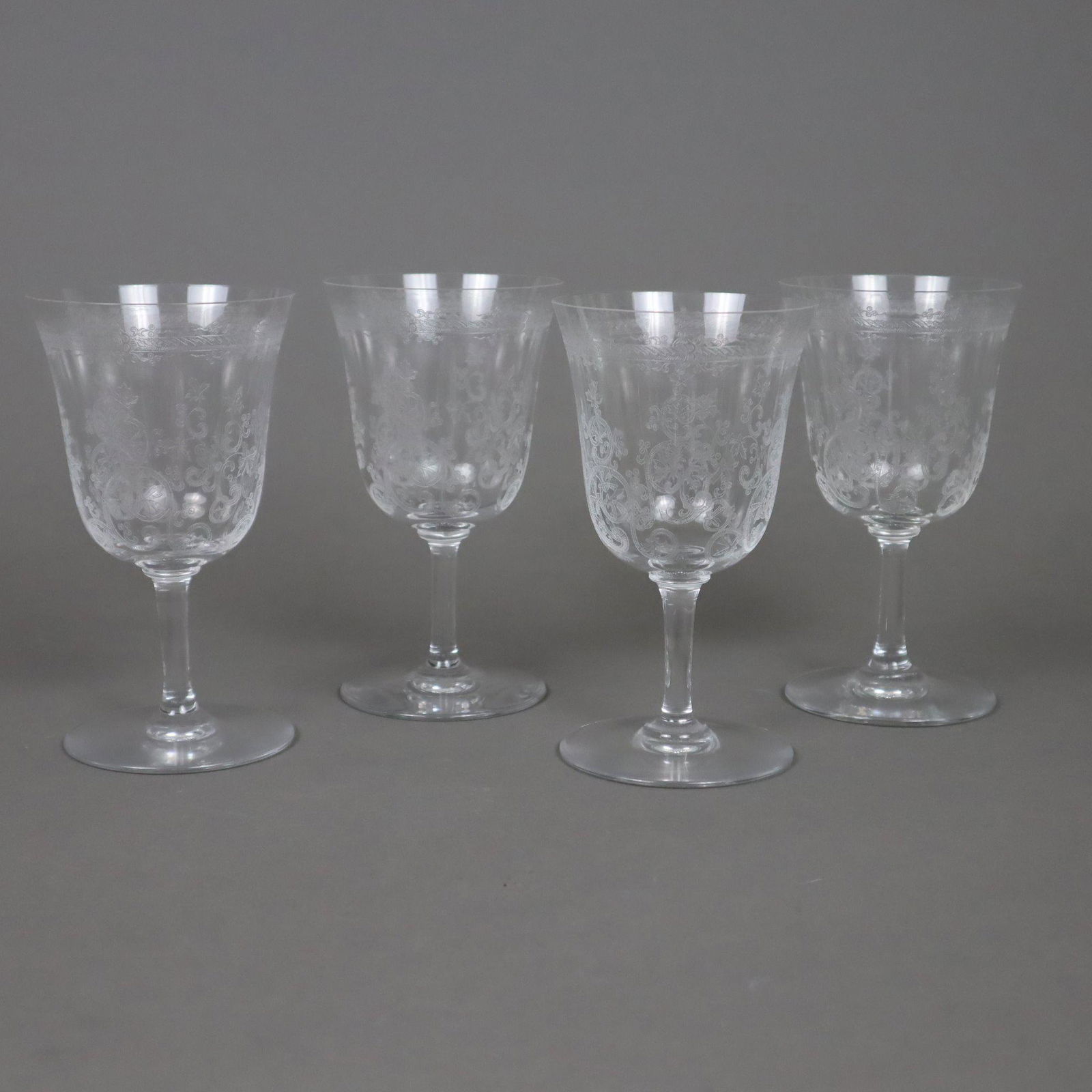 Vier große Baccarat-Kelchgläser - Frankreich 20. Jh., farbloses Kristallglas, fein (1 of 4)
