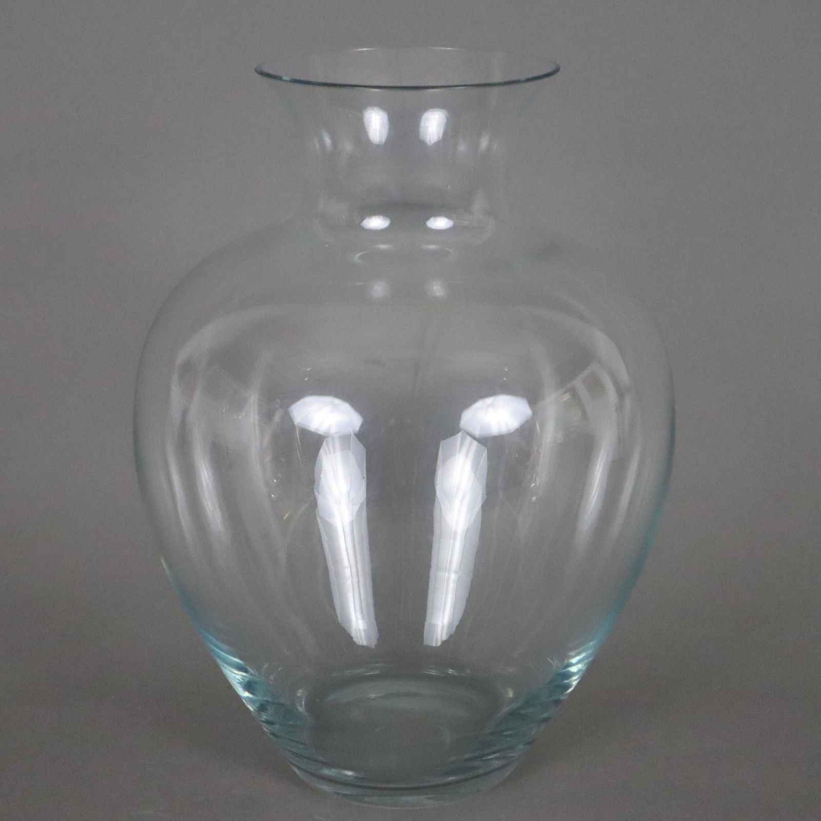 Vase "Paris" - Entwurf (1936) von Wilhelm Wagenfeld (1900 Bremen- 1990 Stuttgart) für VLG (1 of 8)