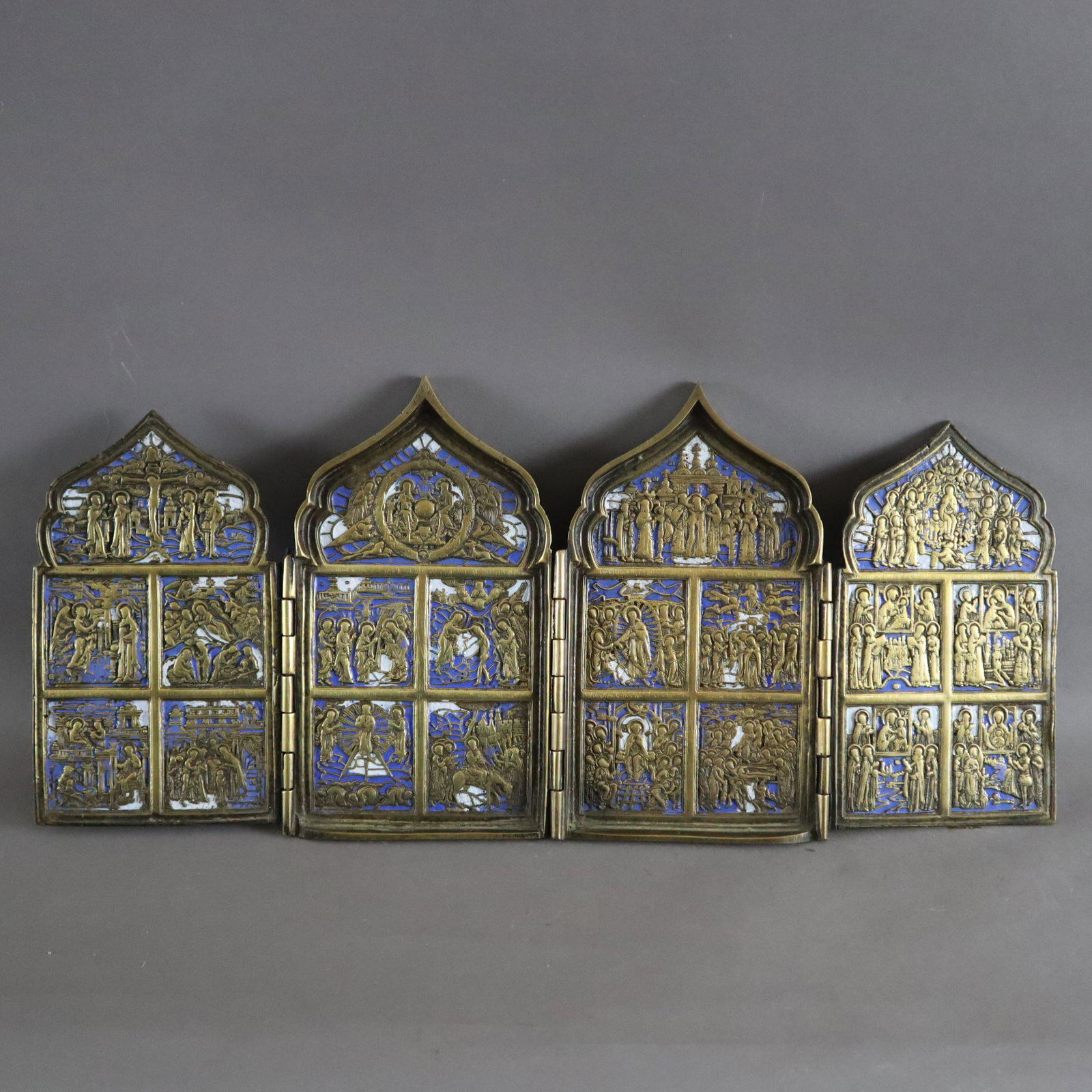 Reise-Festikone - Russland, 19.Jh., Bronzelegierung, blau und weiß emailliert, Tetraptychon: (1 of 12)