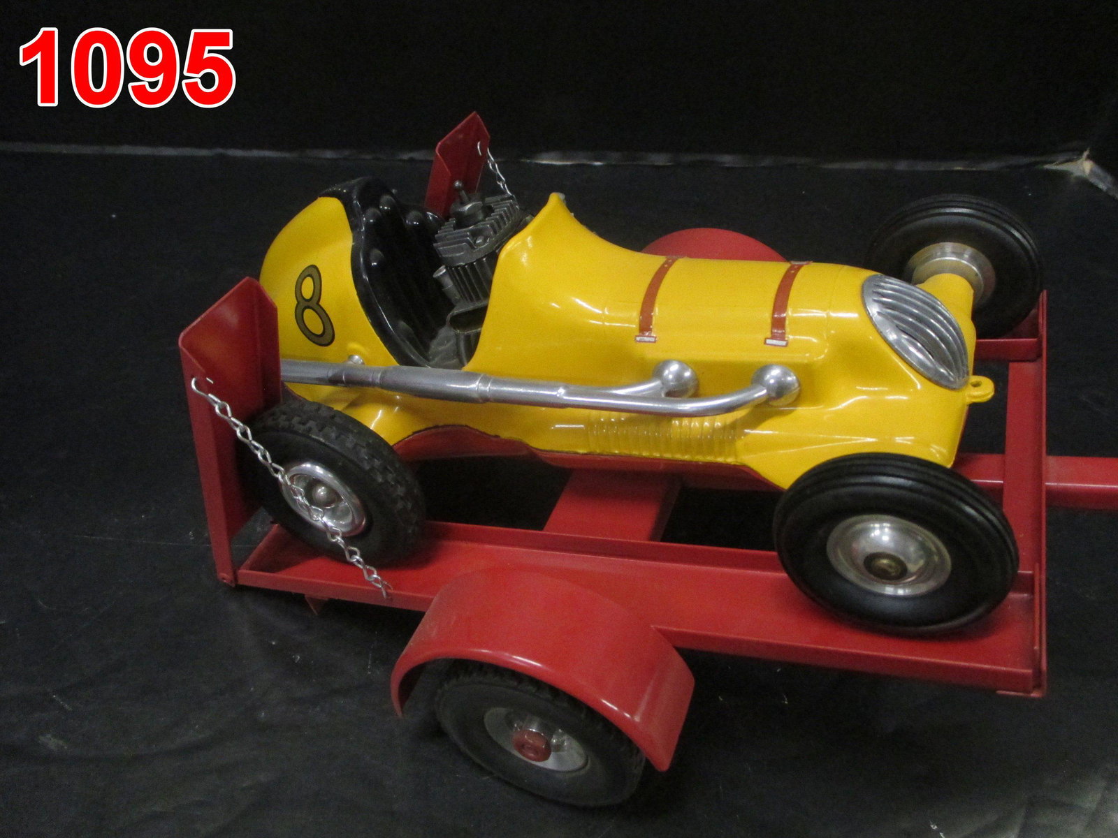 YELLOW #8 ON TRAILER THIMBLE DROME: YELLOW #8 ON TRAILER THIMBLE DROME